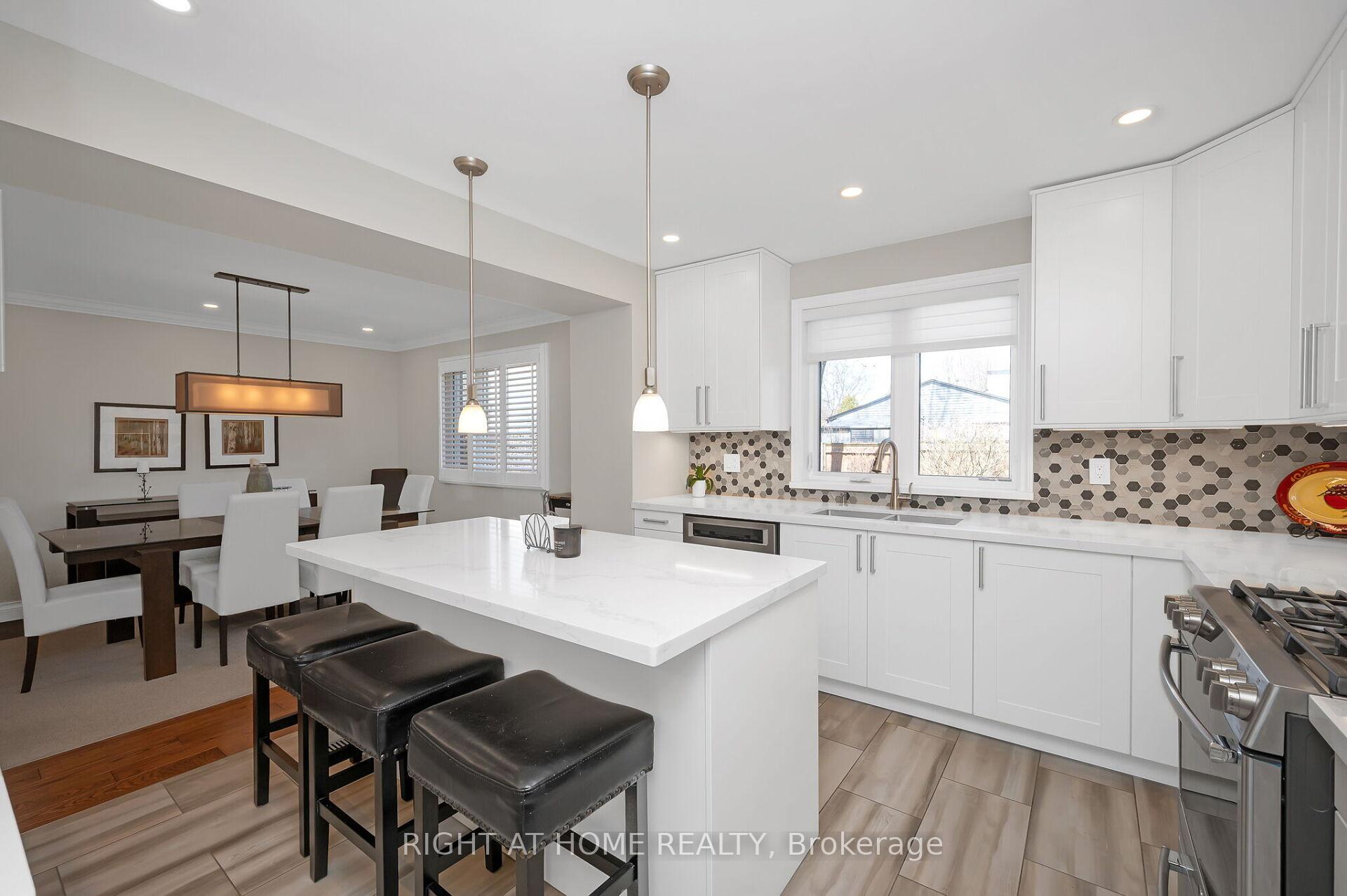 Photo 23 of 10 Riley Street, Hamilton, Waterdown — HOMEH