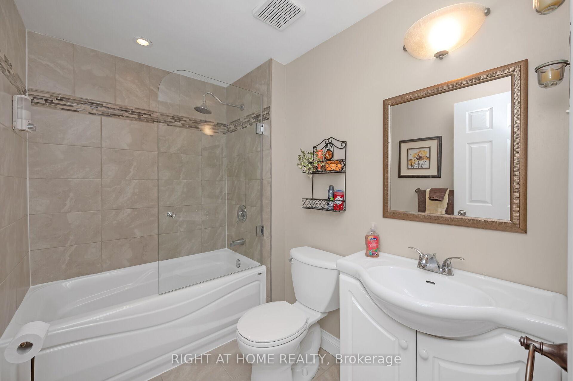 Photo 16 of 10 Riley Street, Hamilton, Waterdown — HOMEH