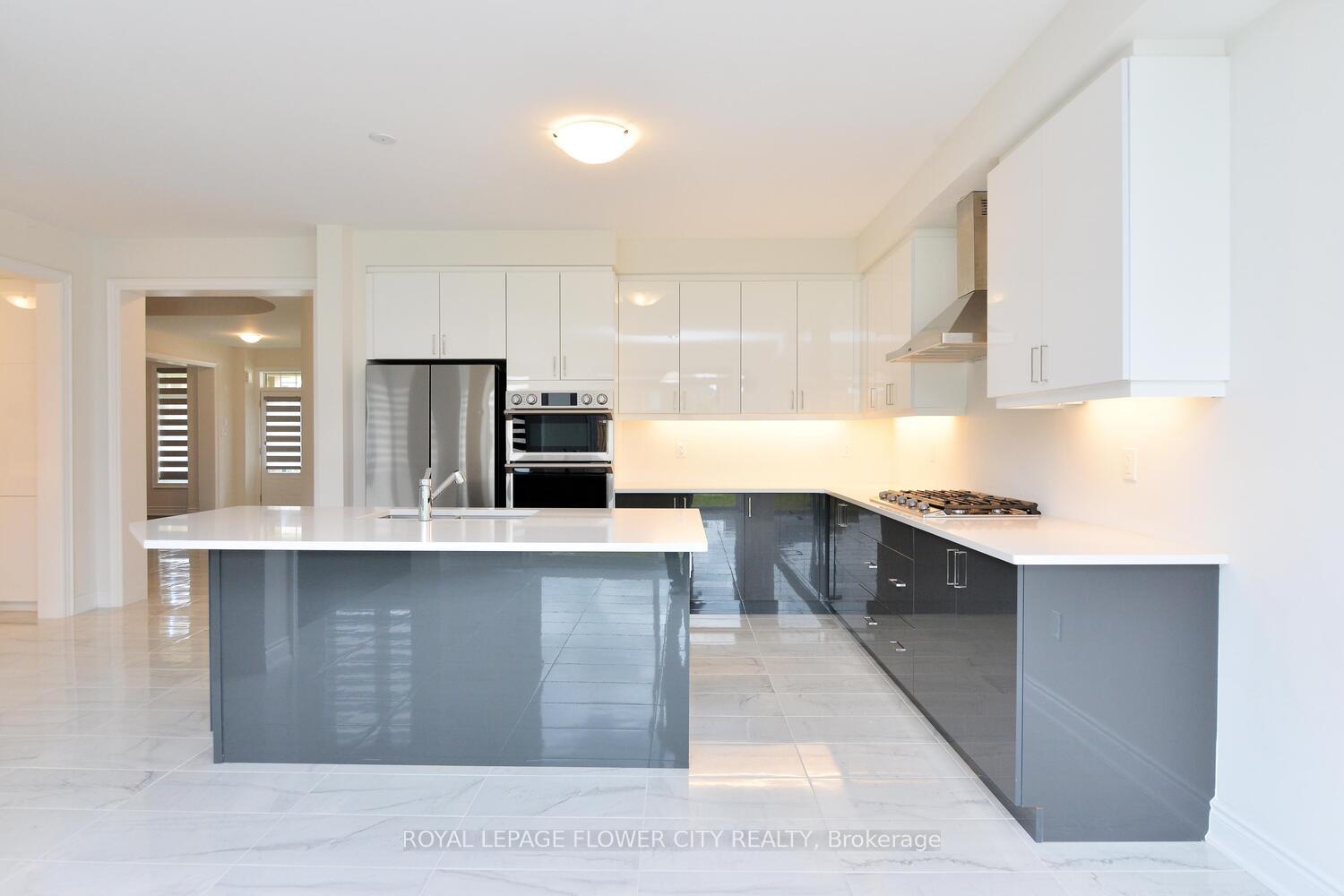 Photo 9 of 102 Rugman Crescent, Springwater, Minesing — HOMEH