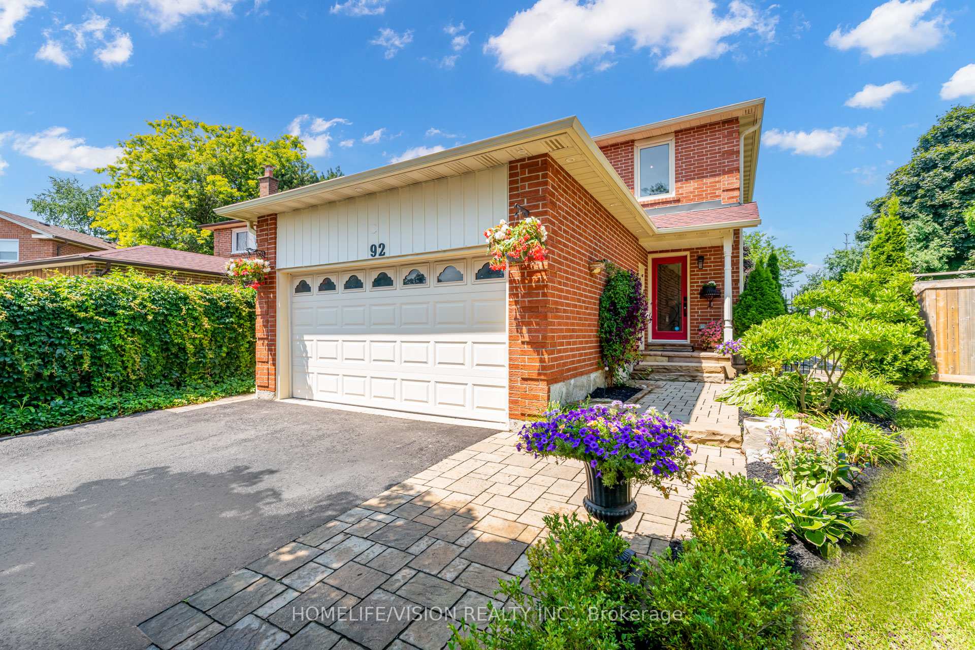 Photo 1 of 92 Trothen Circle, Markham, Markham Village — HOMEH