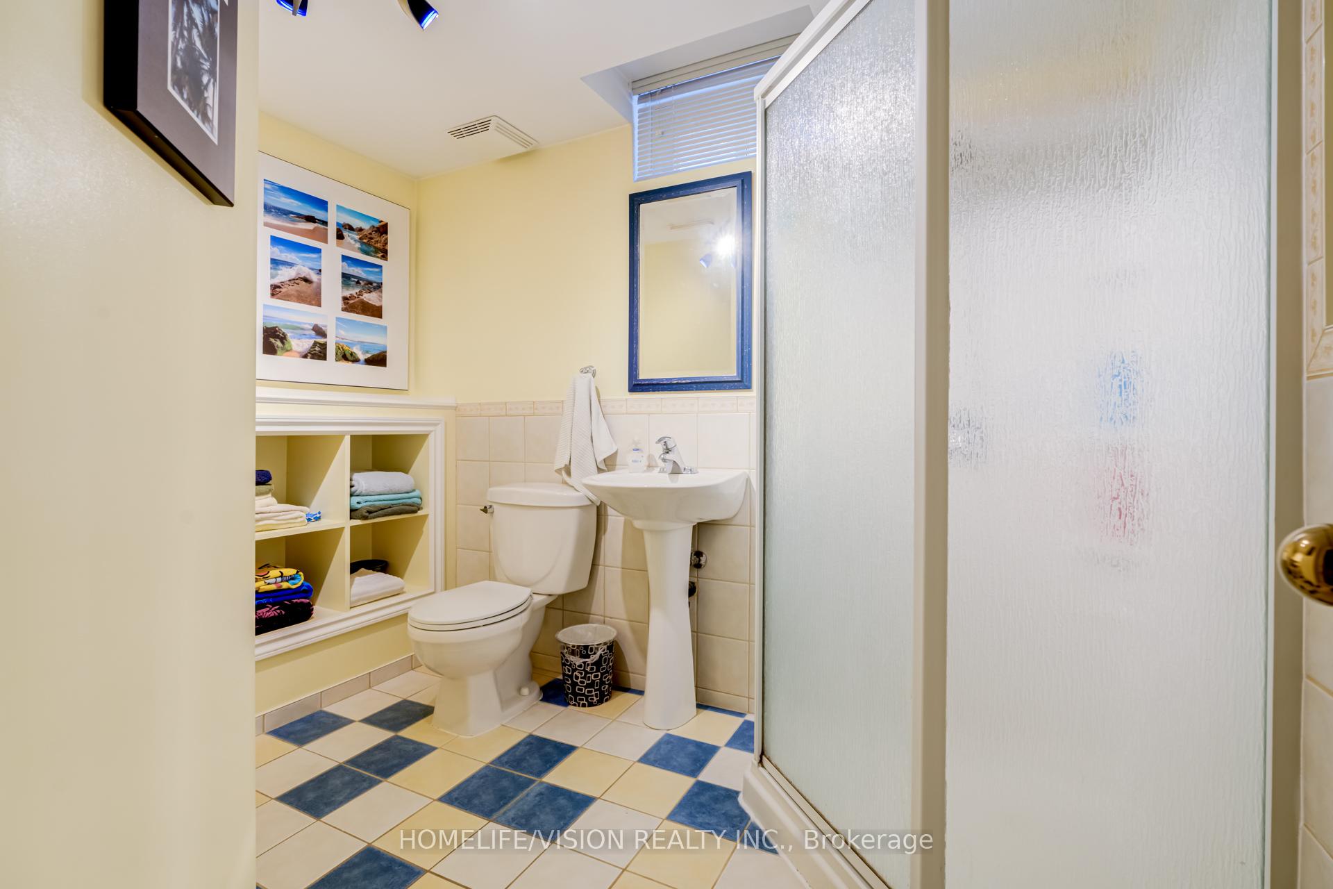 Photo 20 of 92 Trothen Circle, Markham, Markham Village — HOMEH