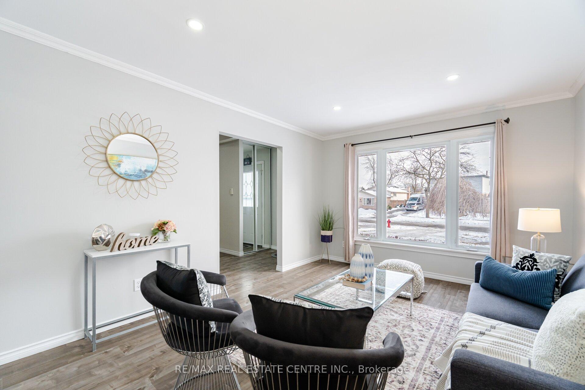 Photo 13 of 43 Markham Crescent, Hamilton, Stoney Creek Mountain — HOMEH