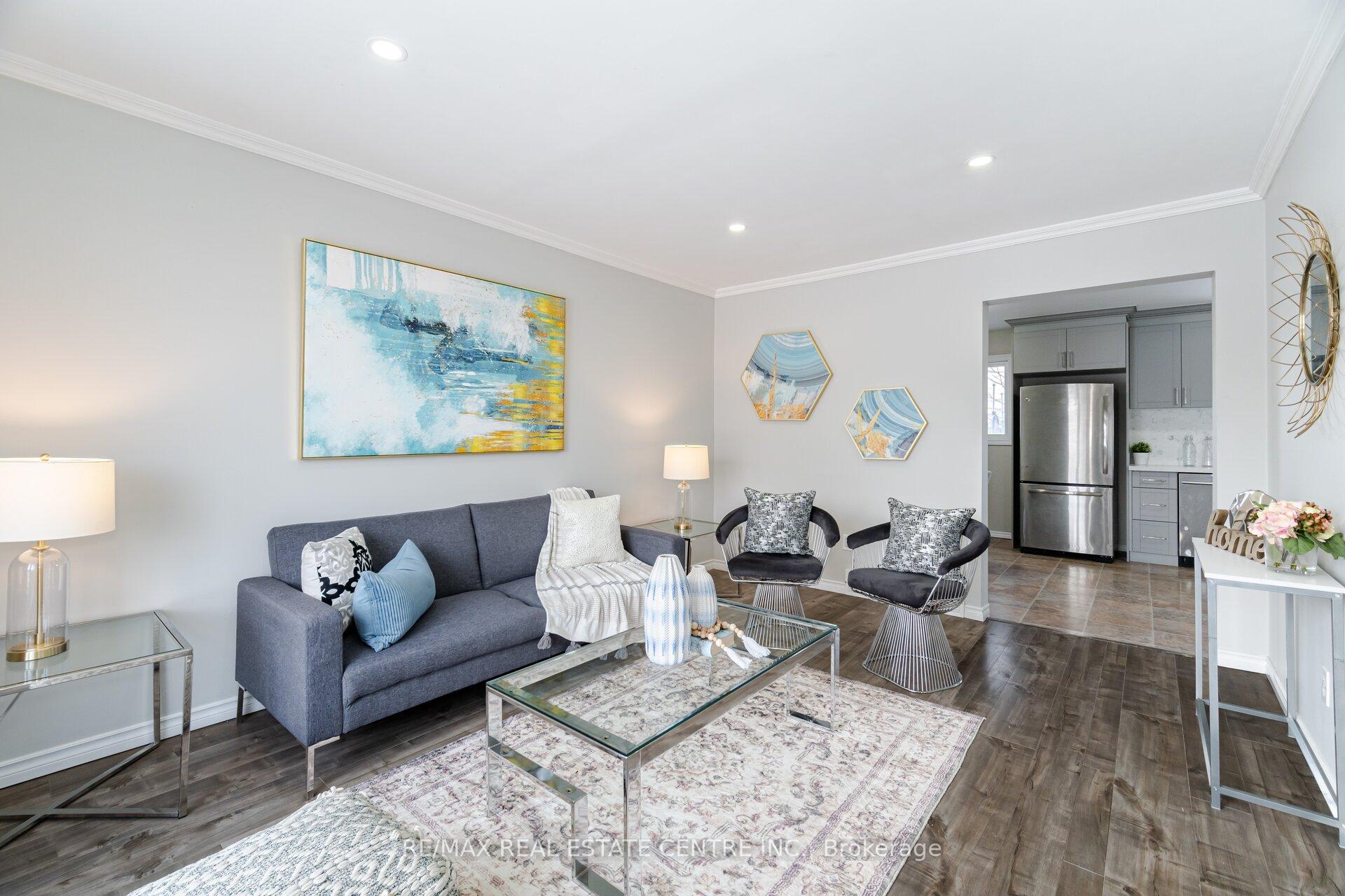 Photo 7 of 43 Markham Crescent, Hamilton, Stoney Creek Mountain — HOMEH