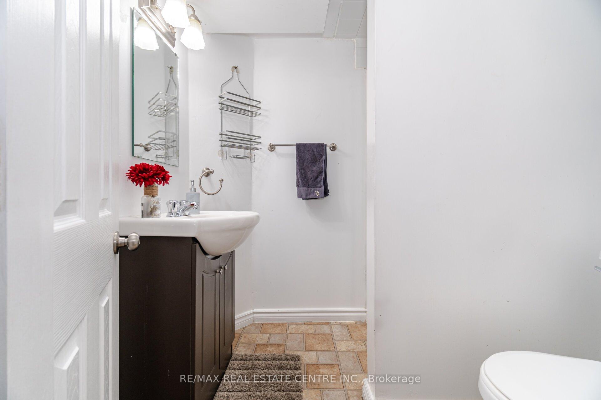 Photo 27 of 43 Markham Crescent, Hamilton, Stoney Creek Mountain — HOMEH