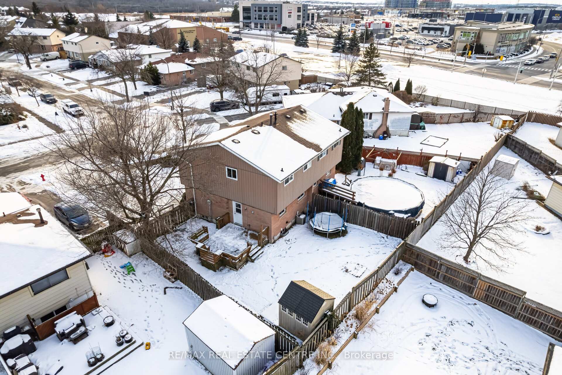 Photo 36 of 43 Markham Crescent, Hamilton, Stoney Creek Mountain — HOMEH