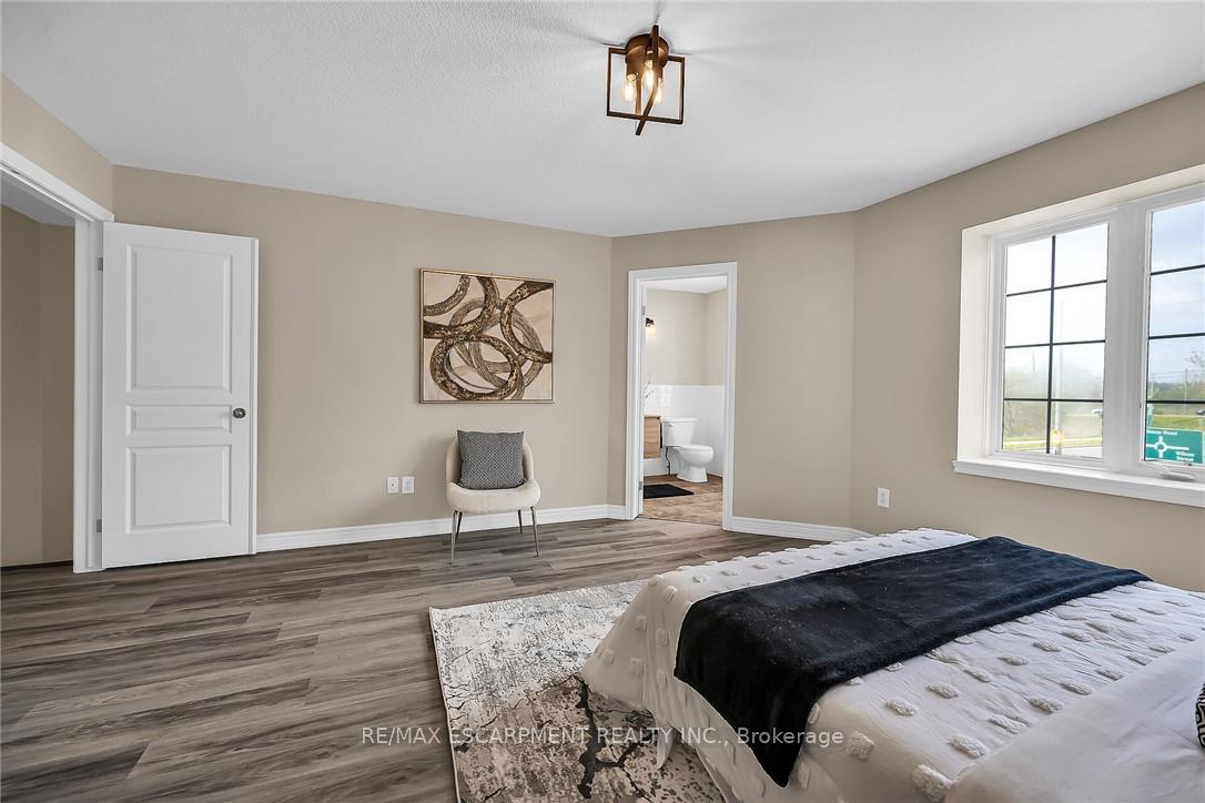 Photo 30 of 4 Myers Lane, Hamilton, Ancaster — HOMEH