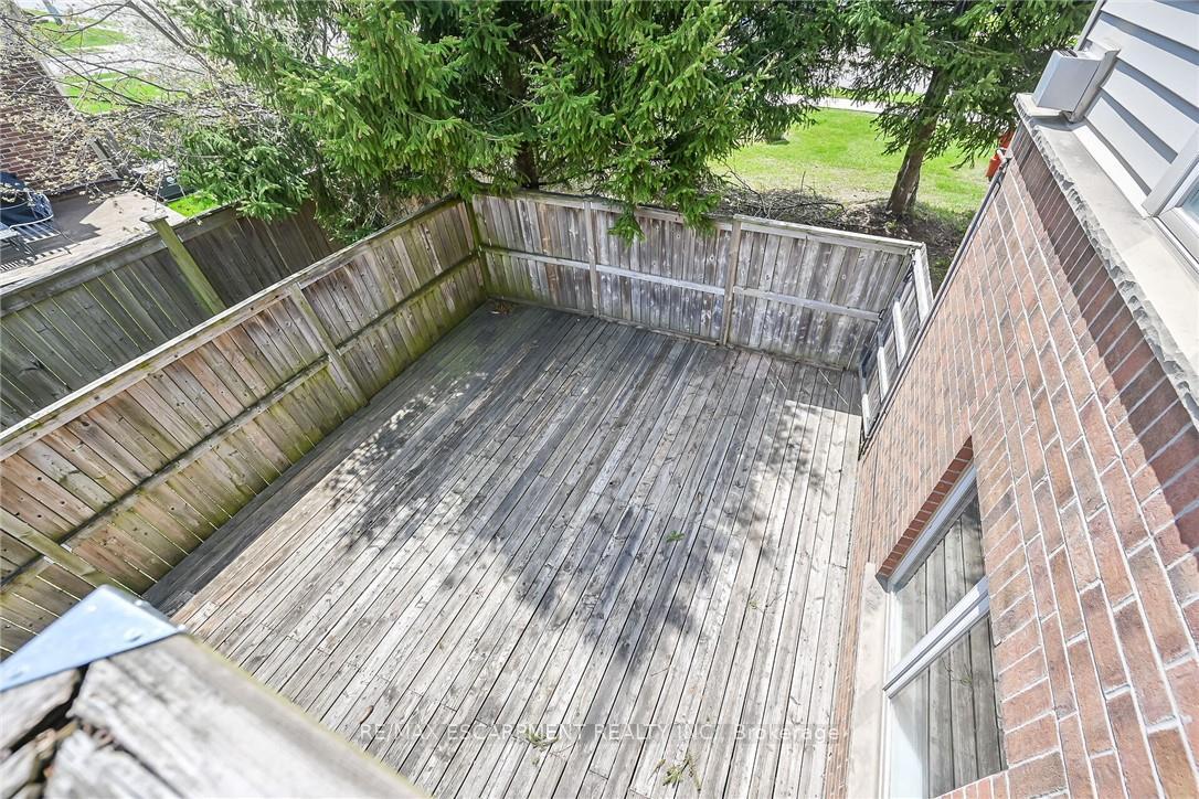 Photo 47 of 4 Myers Lane, Hamilton, Ancaster — HOMEH