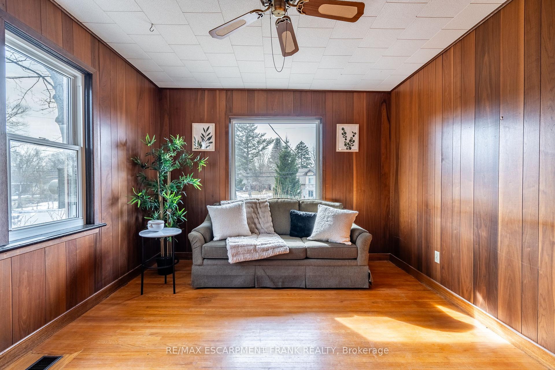 Photo 30 of 147 Lloyminn Avenue, Hamilton, Ancaster — HOMEH