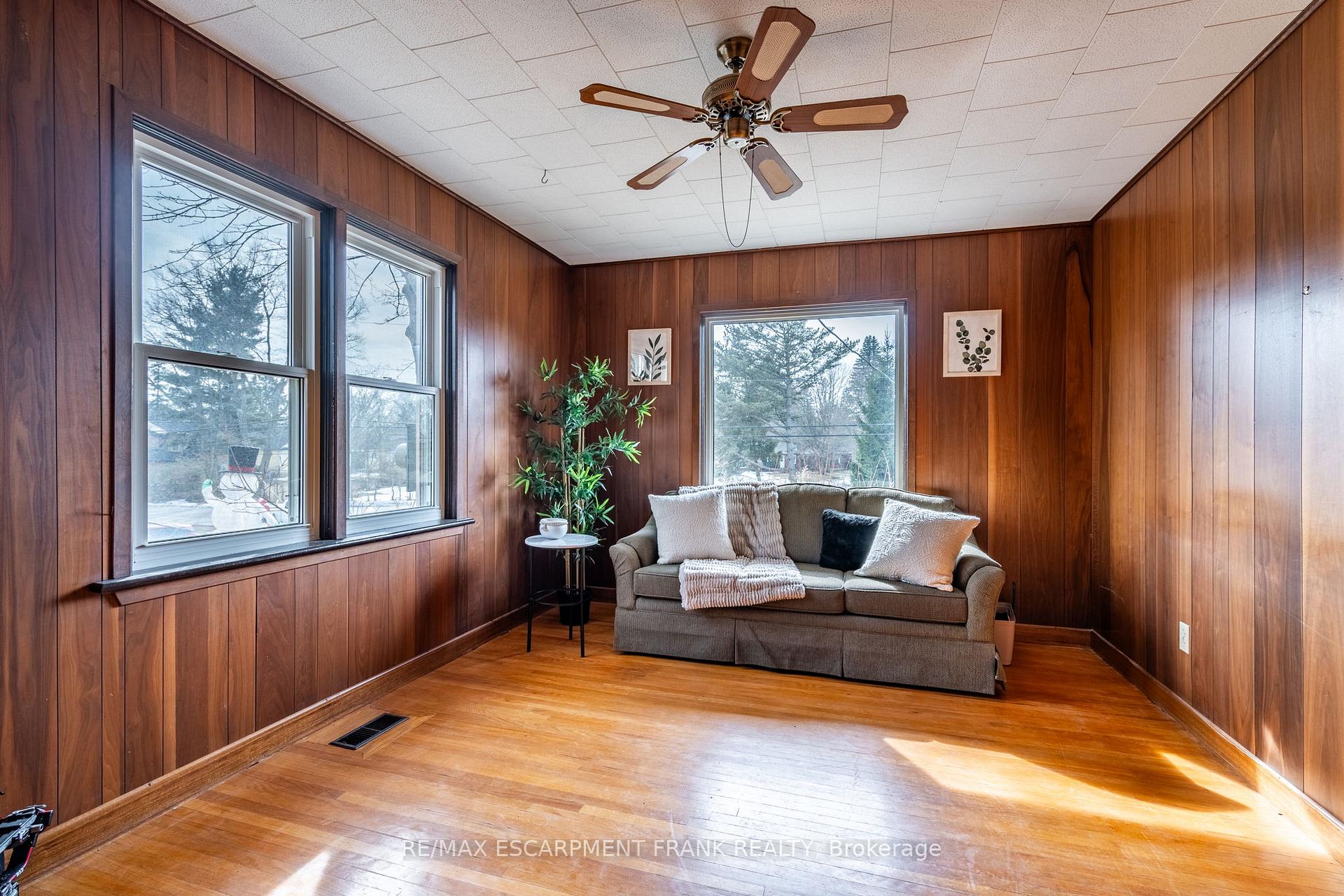 Photo 40 of 147 Lloyminn Avenue, Hamilton, Ancaster — HOMEH