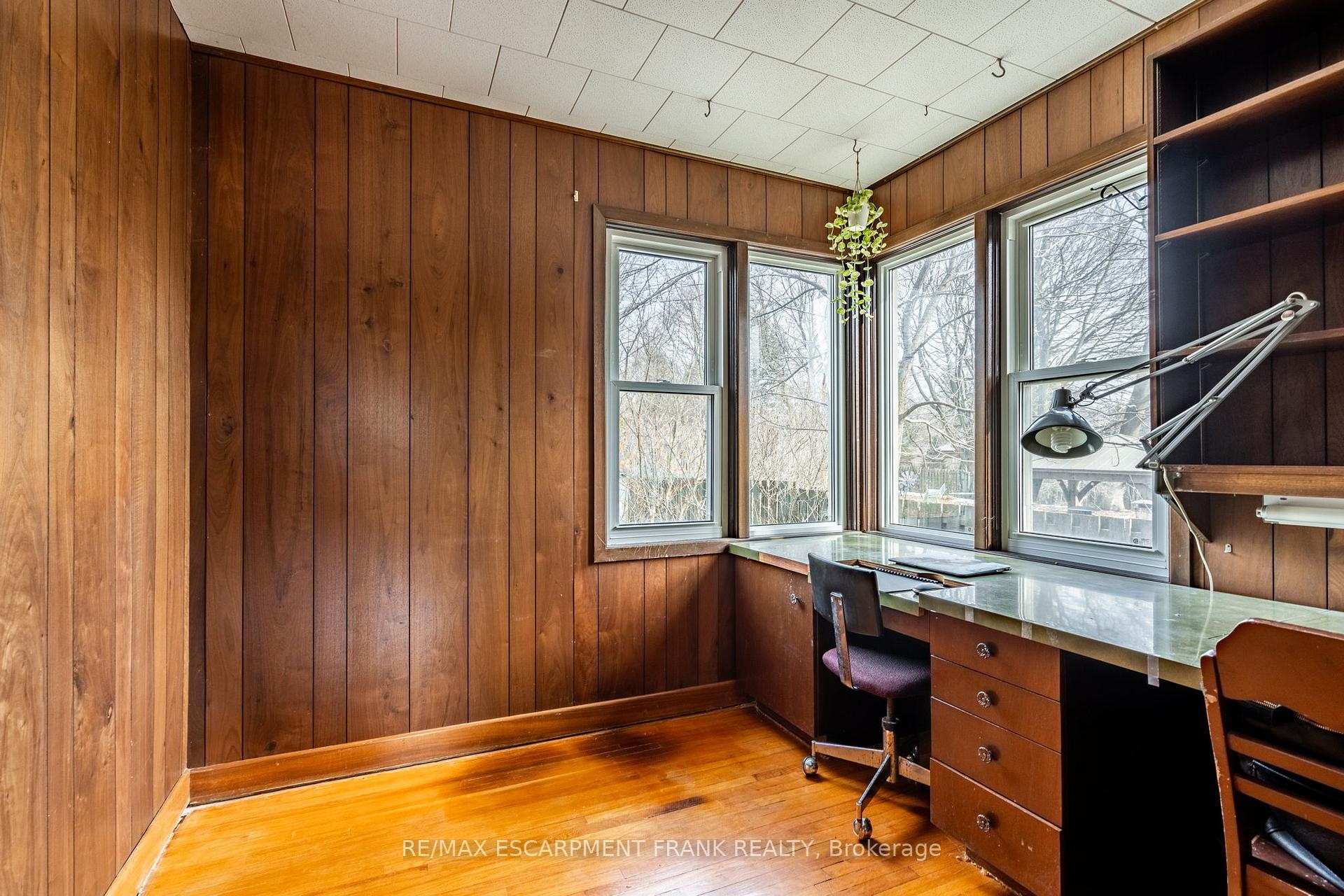 Photo 10 of 147 Lloyminn Avenue, Hamilton, Ancaster — HOMEH