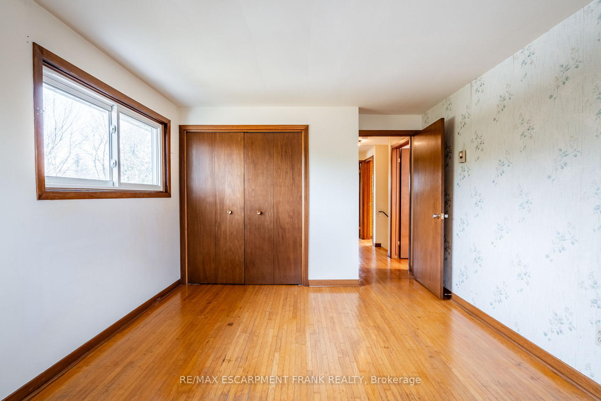 Photo 39 of 147 Lloyminn Avenue, Hamilton, Ancaster — HOMEH