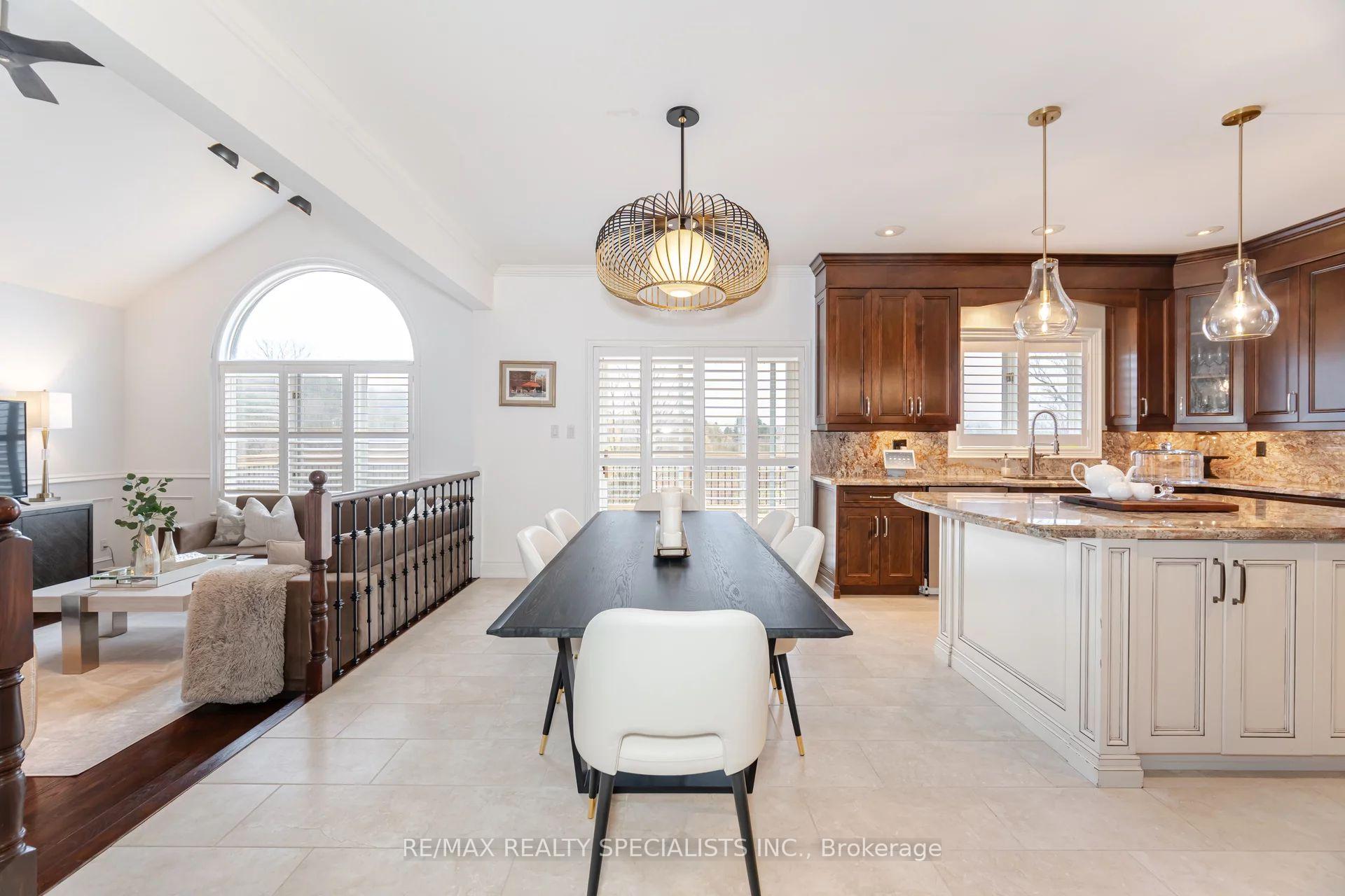 Photo 8 of 41 Matson Drive, Caledon, Palgrave — HOMEH