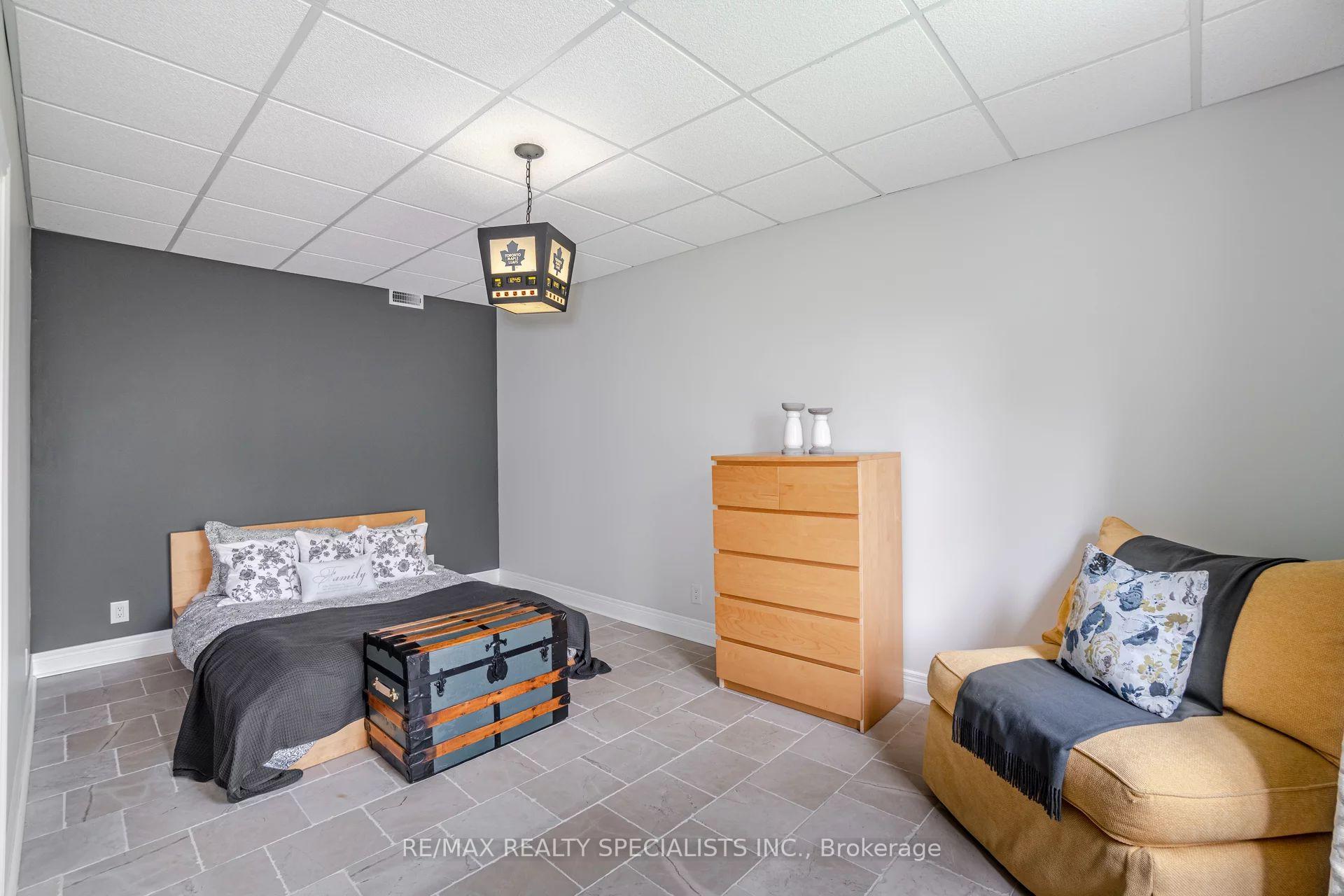 Photo 34 of 41 Matson Drive, Caledon, Palgrave — HOMEH
