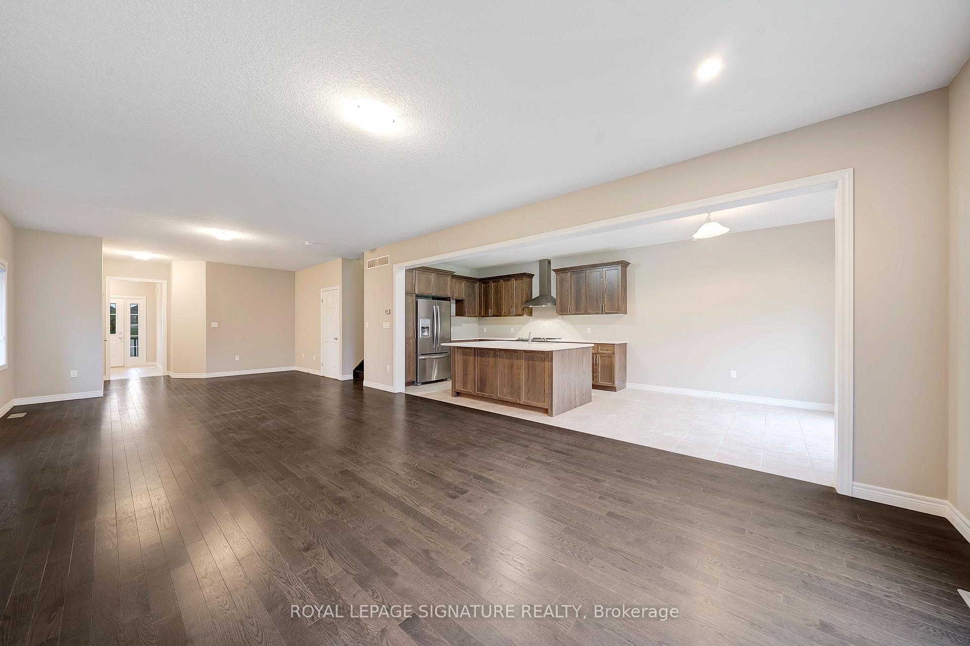 Photo 8 of 504 Florencedale Crescent, Kitchener — HOMEH