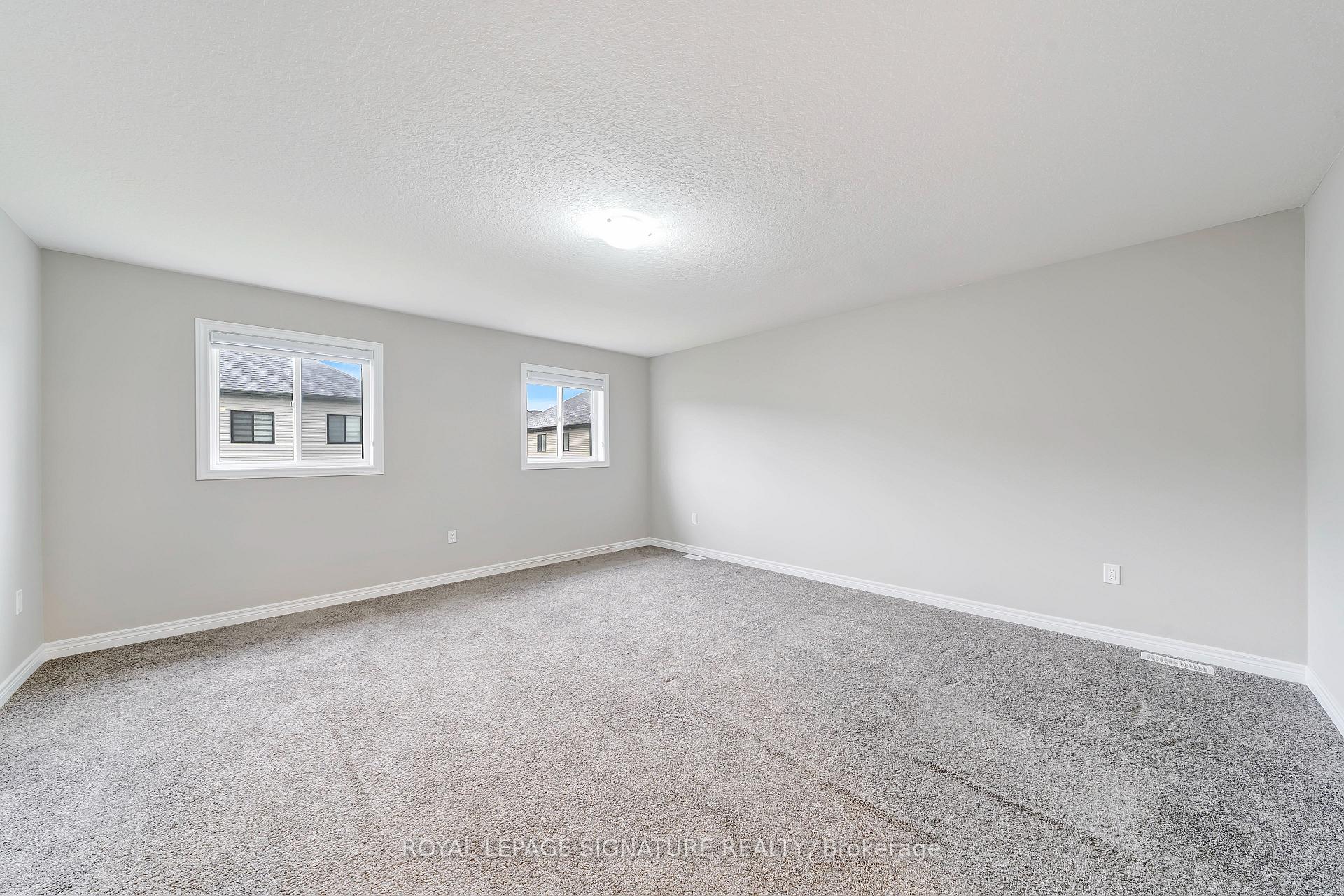 Photo 27 of 504 Florencedale Crescent, Kitchener — HOMEH