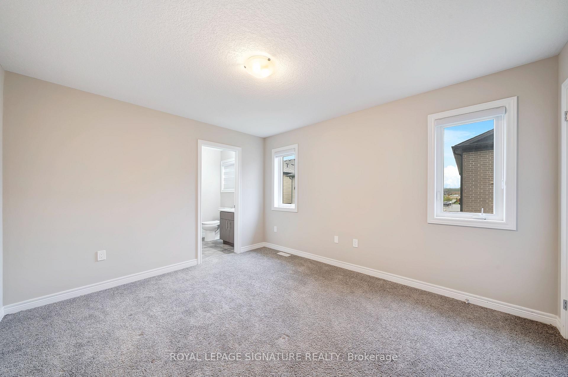 Photo 25 of 504 Florencedale Crescent, Kitchener — HOMEH