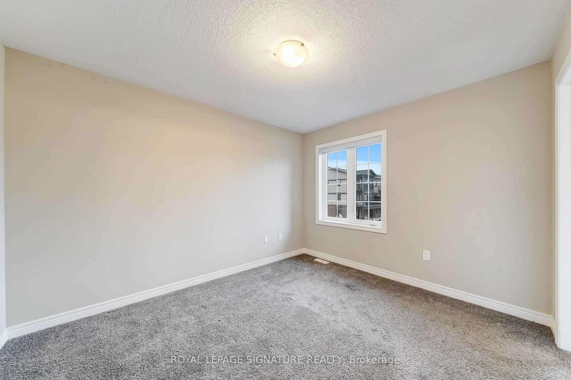 Photo 29 of 504 Florencedale Crescent, Kitchener — HOMEH