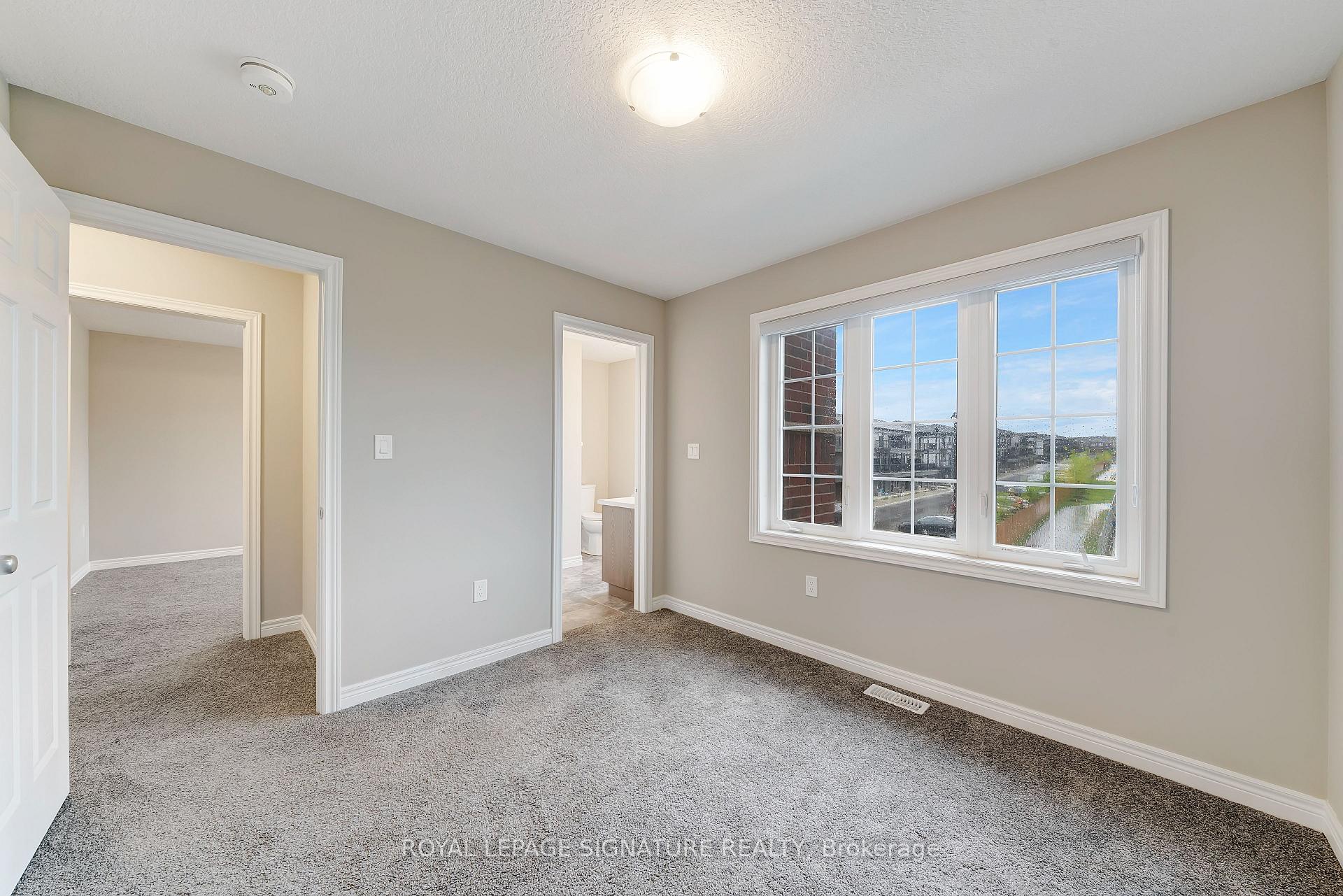 Photo 35 of 504 Florencedale Crescent, Kitchener — HOMEH