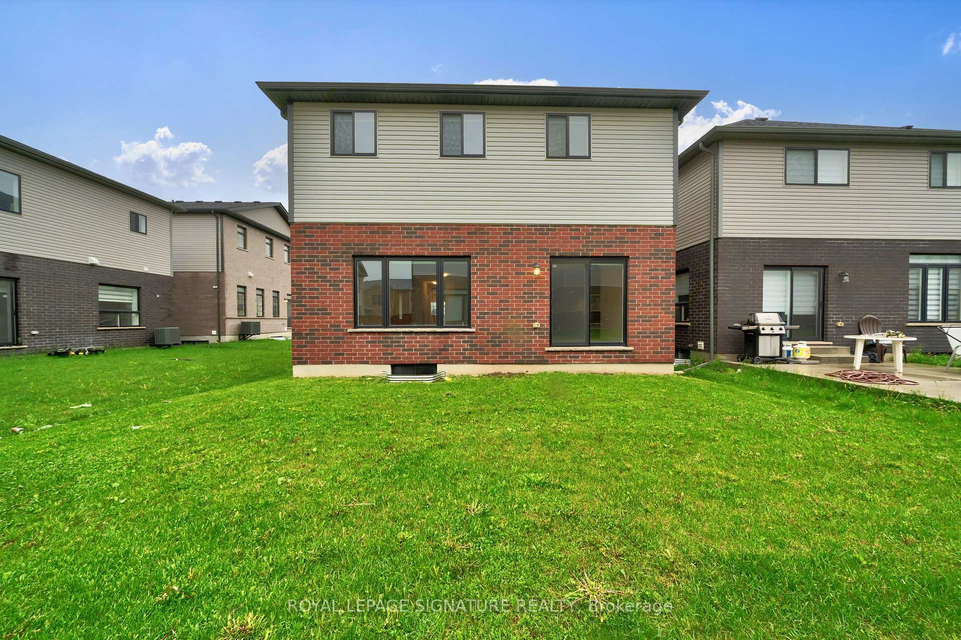 Photo 41 of 504 Florencedale Crescent, Kitchener — HOMEH