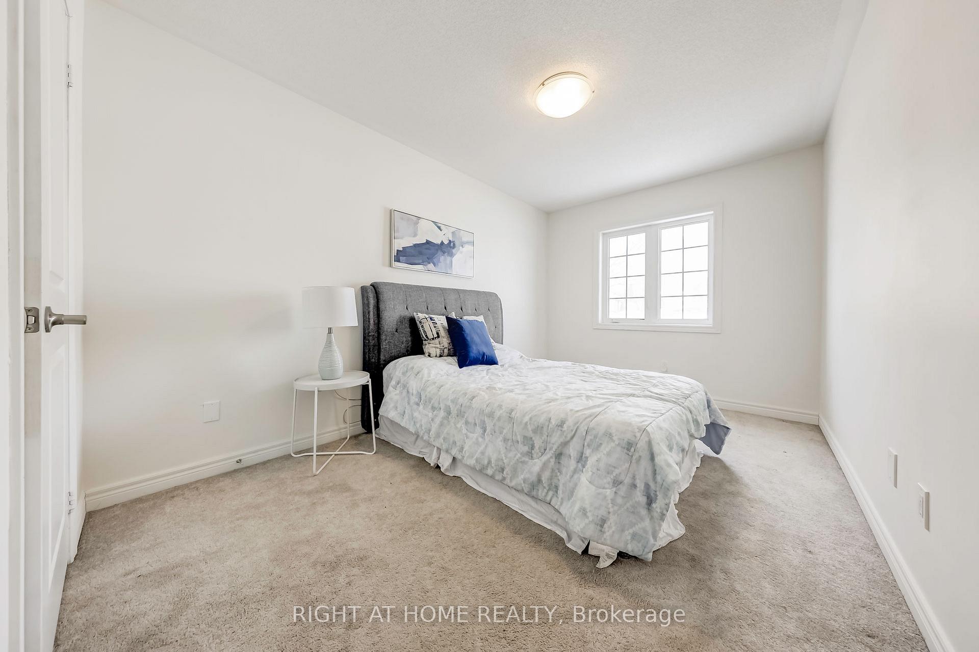 Photo 26 of 22 Rimrock Crescent, Whitby, Williamsburg — HOMEH