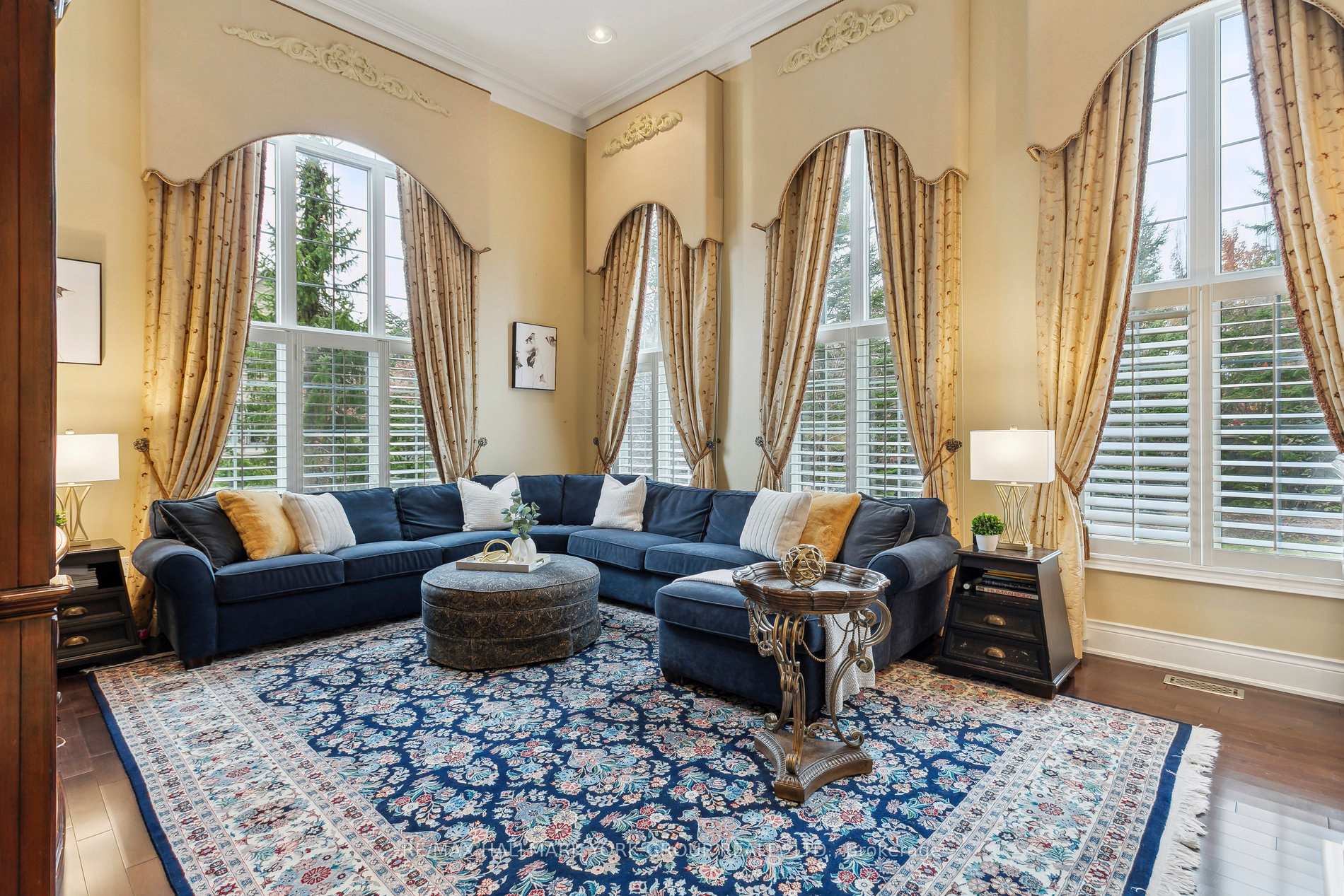 Photo 5 of 100 Grandvista Crescent, Vaughan, Vellore Village — HOMEH