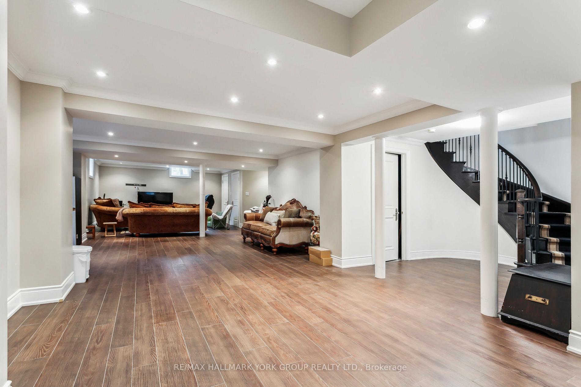 Photo 29 of 100 Grandvista Crescent, Vaughan, Vellore Village — HOMEH