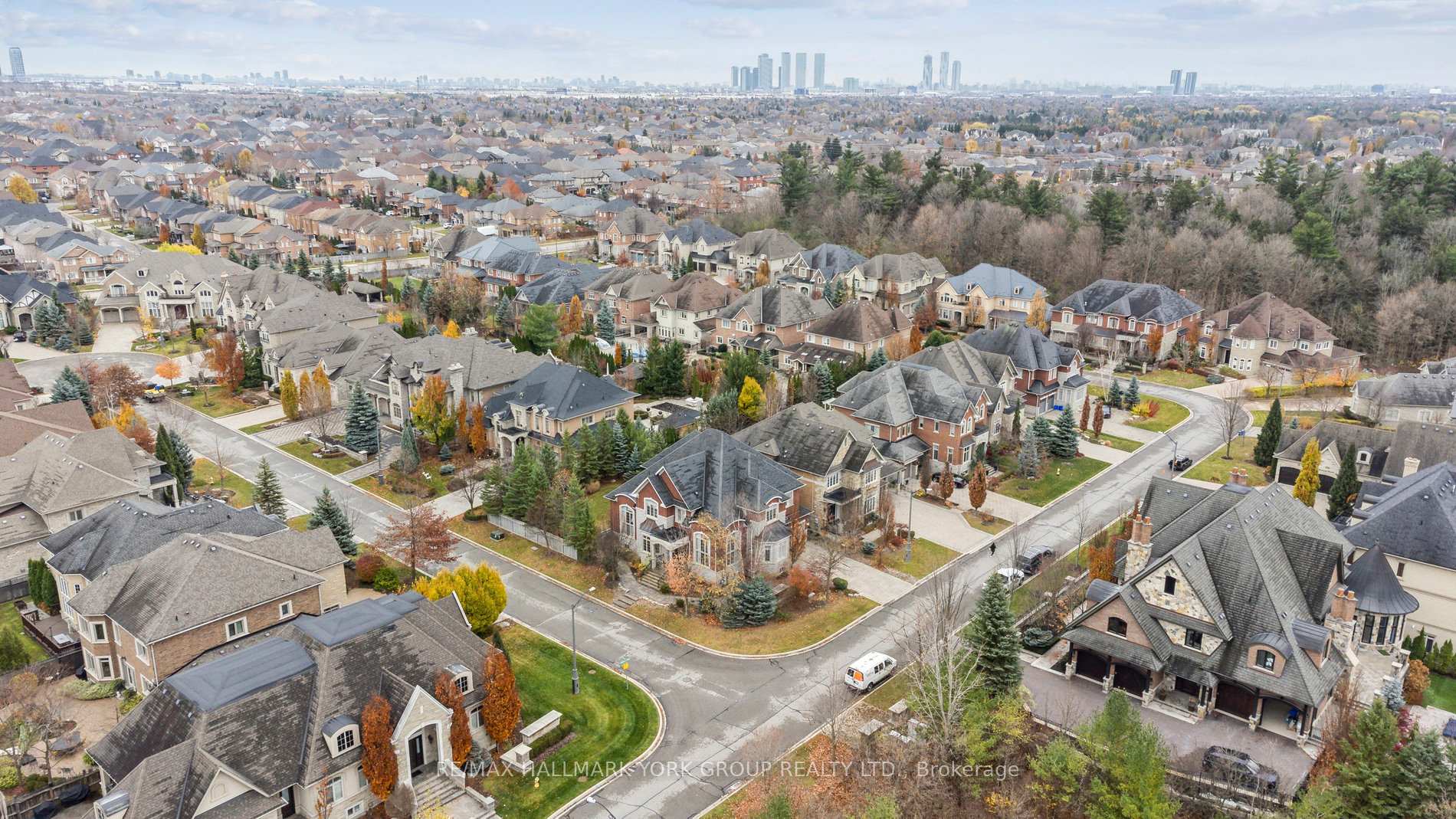 Photo 36 of 100 Grandvista Crescent, Vaughan, Vellore Village — HOMEH