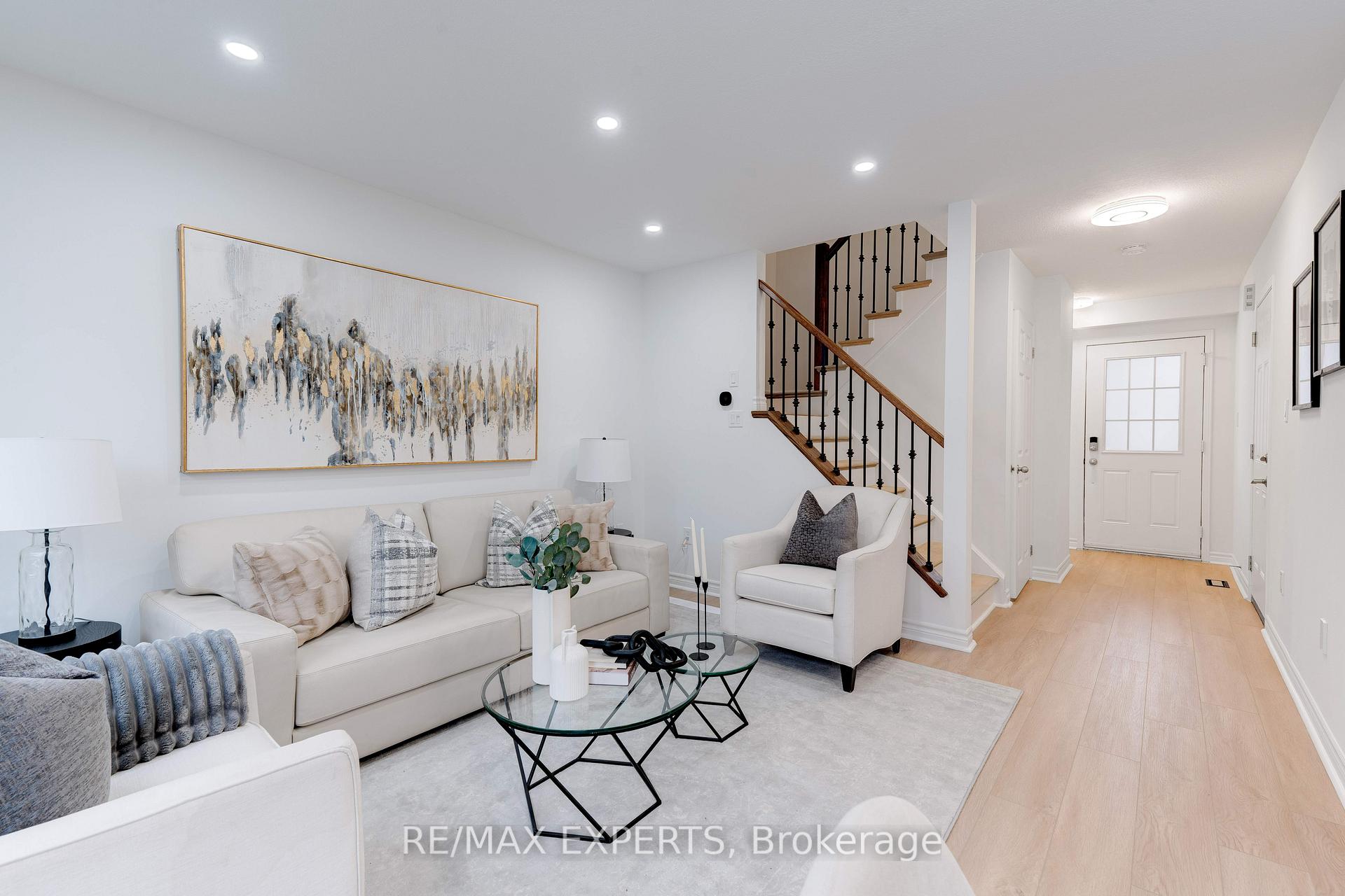 Photo 16 of 174 Powell Drive, Hamilton, Binbrook — HOMEH