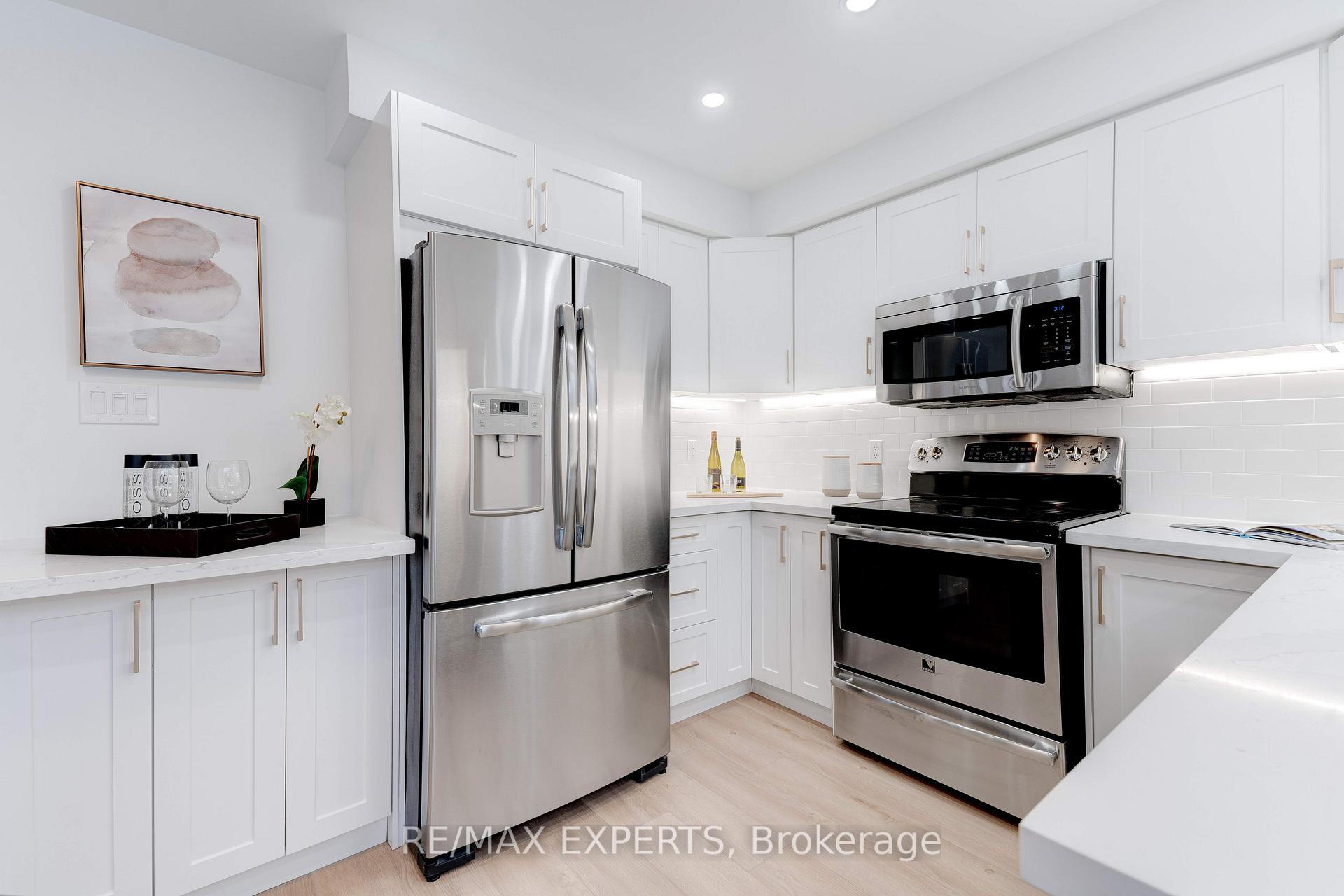 Photo 8 of 174 Powell Drive, Hamilton, Binbrook — HOMEH
