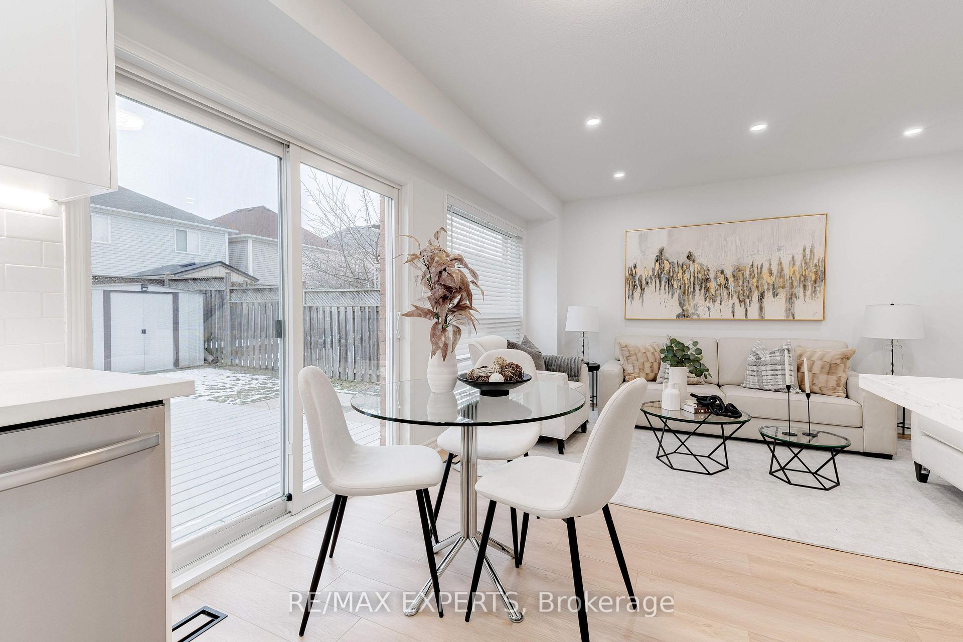 Photo 21 of 174 Powell Drive, Hamilton, Binbrook — HOMEH