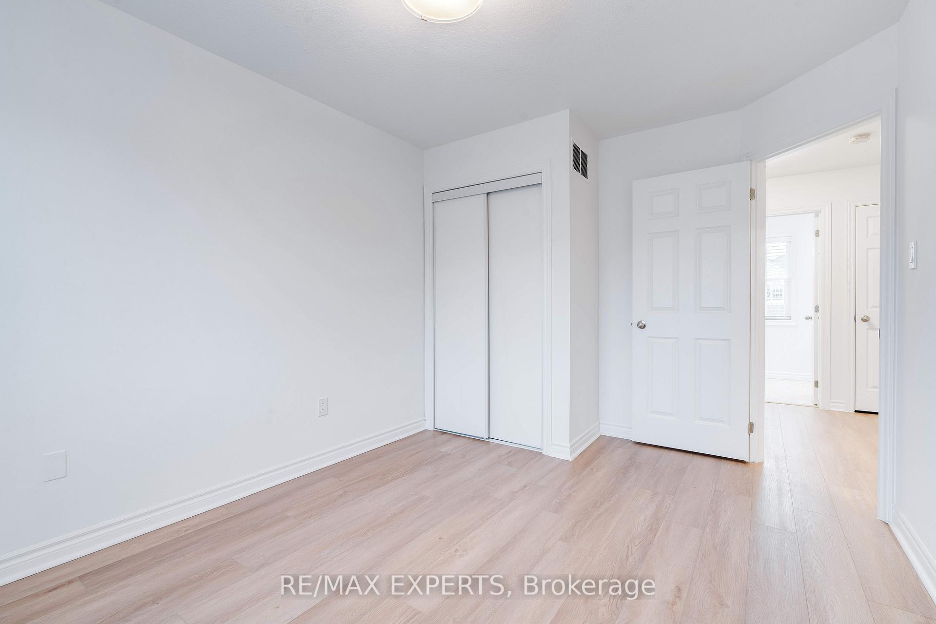 Photo 27 of 174 Powell Drive, Hamilton, Binbrook — HOMEH