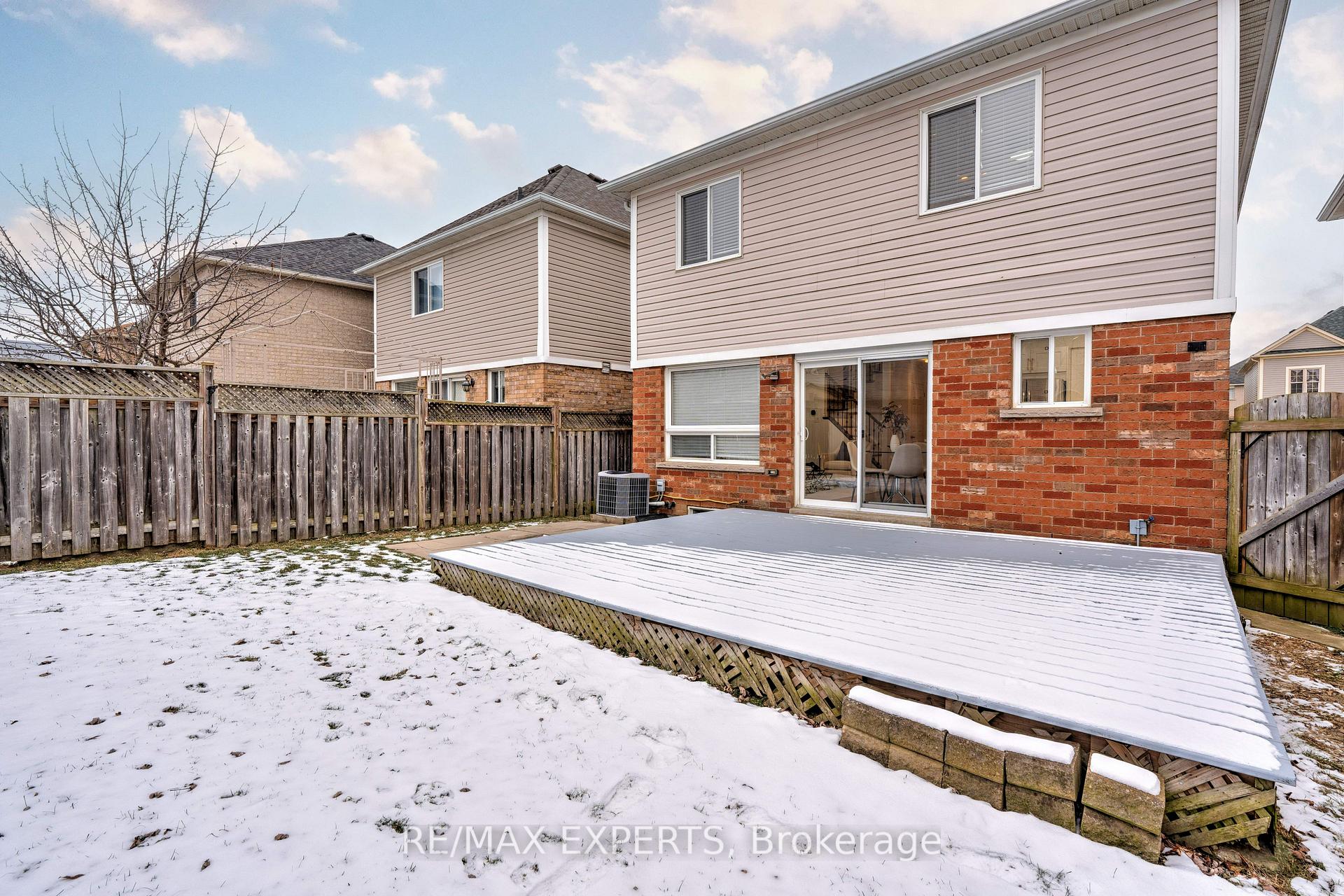 Photo 29 of 174 Powell Drive, Hamilton, Binbrook — HOMEH