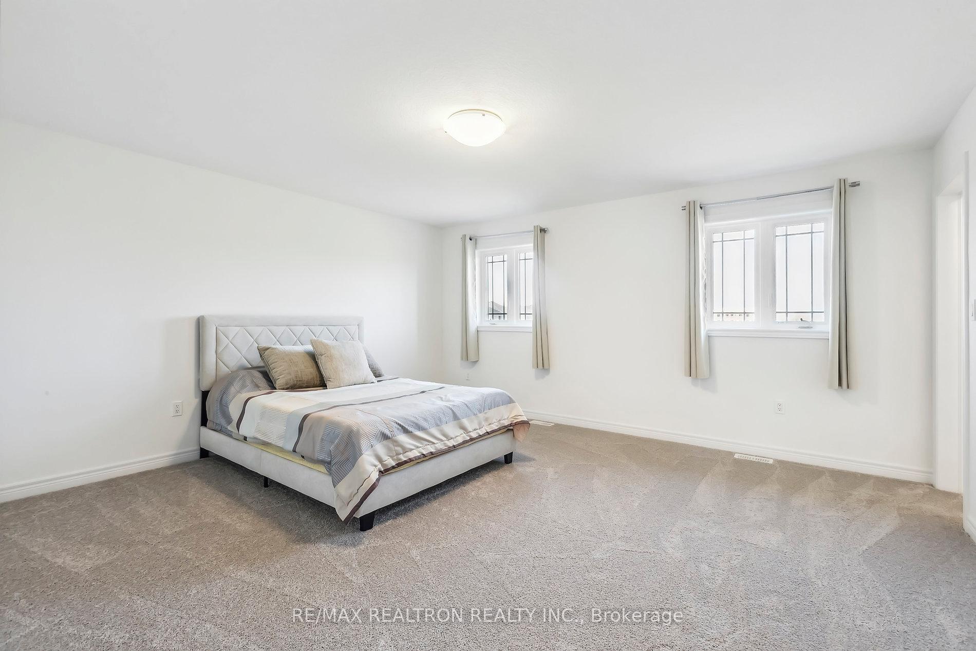 Photo 23 of 95 Georgina Street, Kitchener — HOMEH