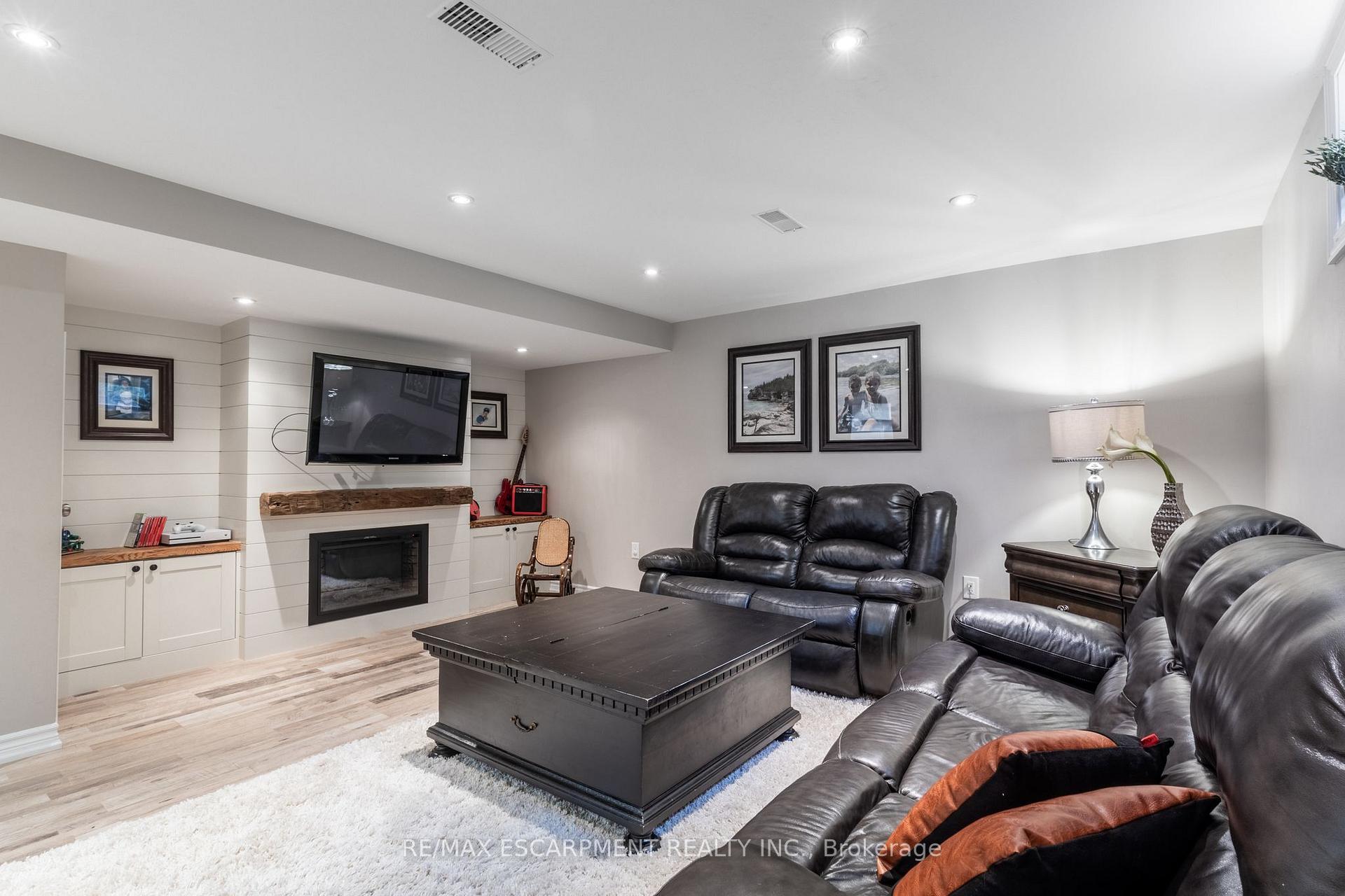 Photo 13 of 3 Trillium Court, Pelham, Fonthill — HOMEH