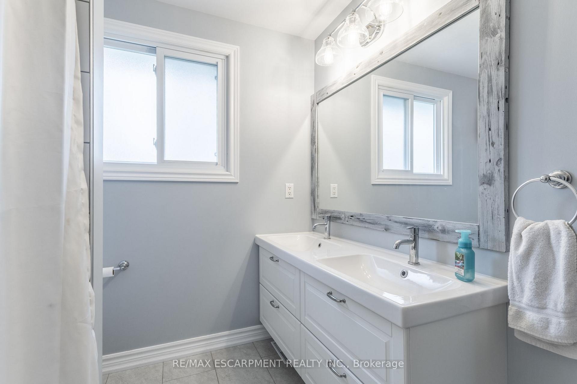 Photo 19 of 3 Trillium Court, Pelham, Fonthill — HOMEH