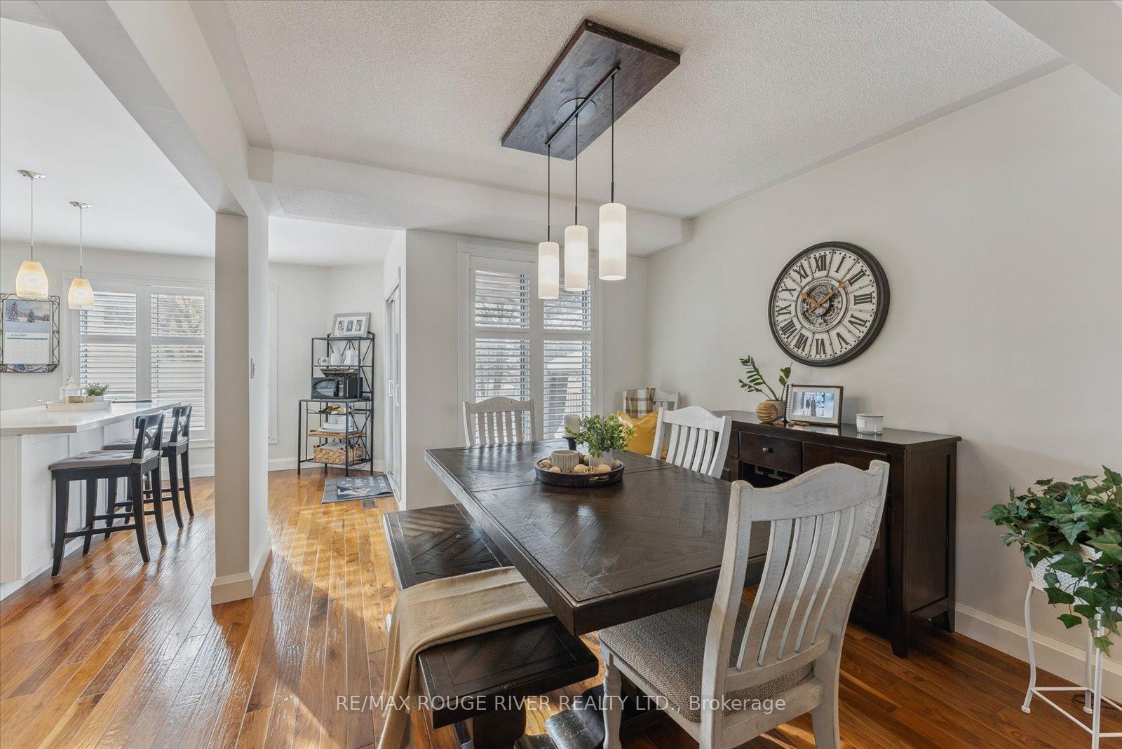 Photo 6 of 25 Birchfield Court, Clarington, Courtice — HOMEH