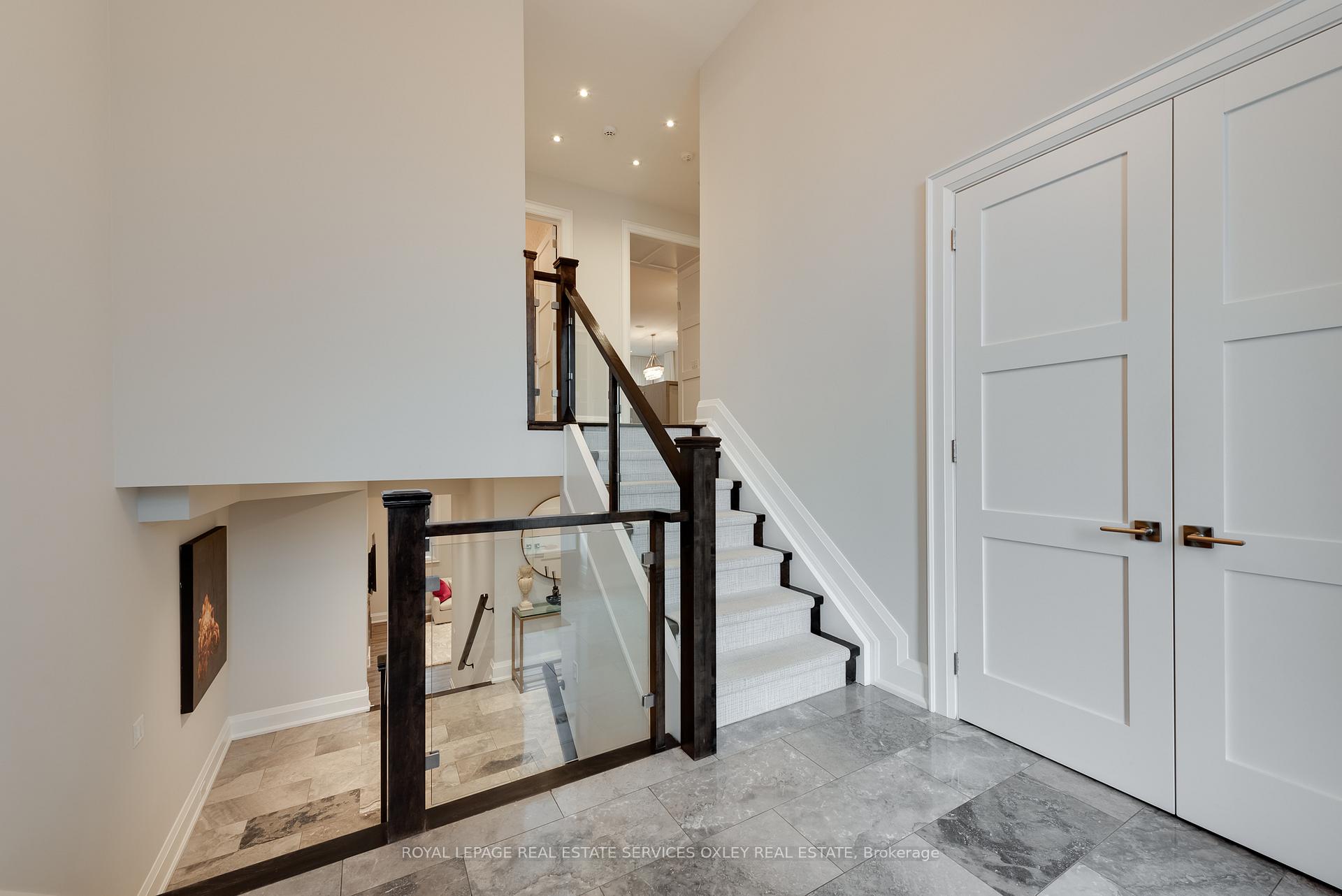 Photo 5 of 665 Bedford Park Avenue, Toronto, Bedford Park-Nortown — HOMEH