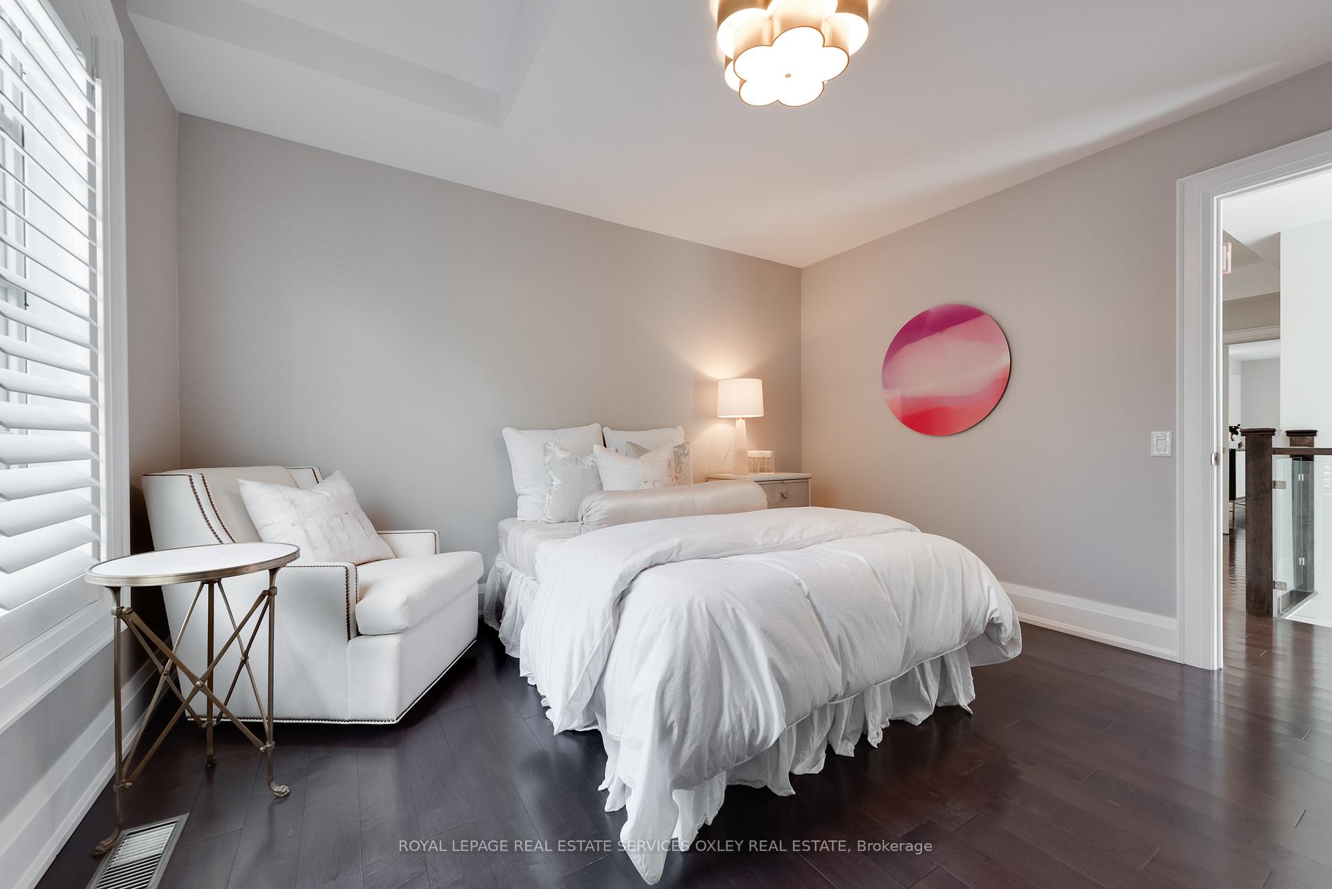Photo 19 of 665 Bedford Park Avenue, Toronto, Bedford Park-Nortown — HOMEH