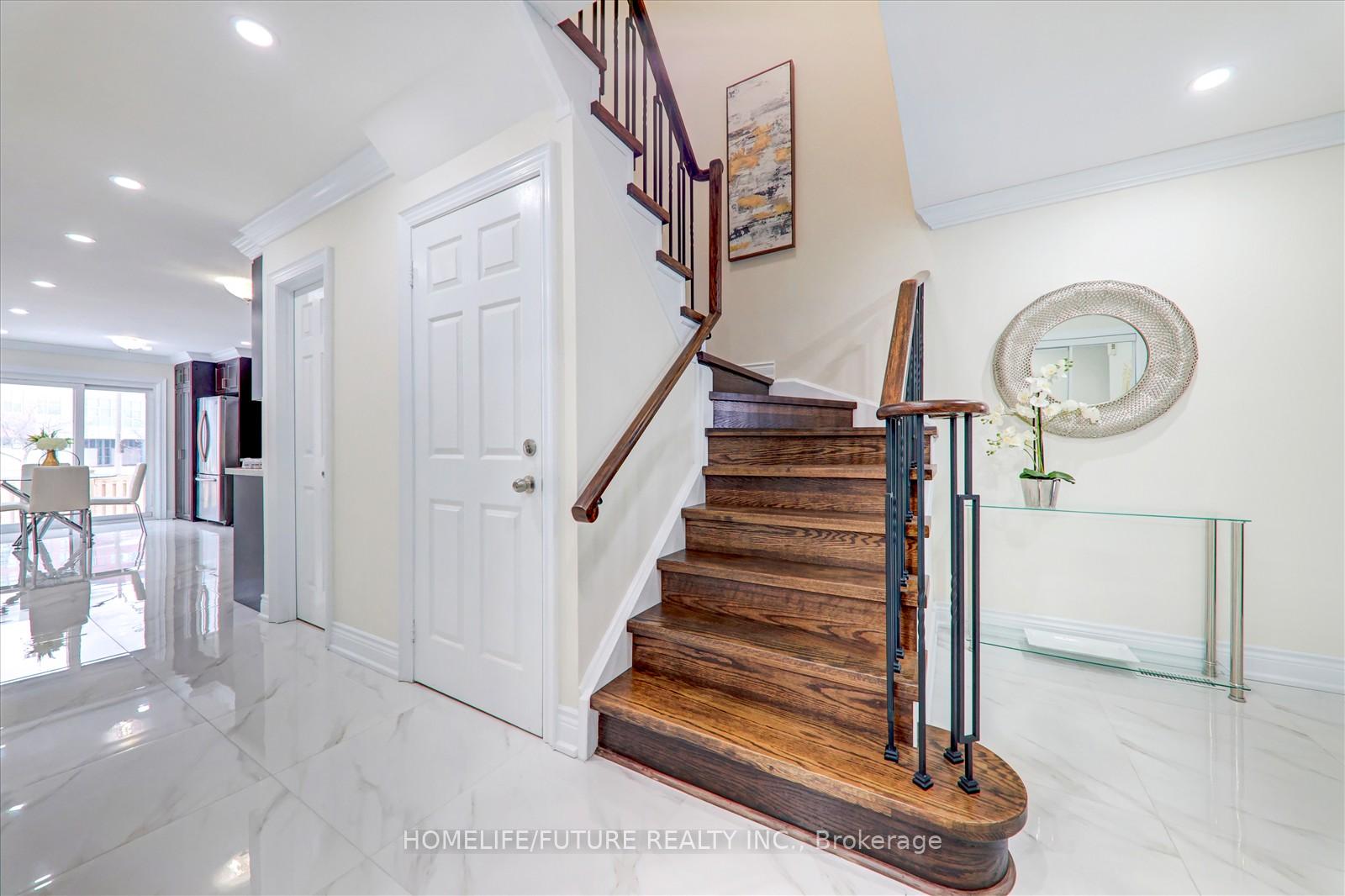 Photo 21 of 140 Sophia Road, Markham, Middlefield — HOMEH