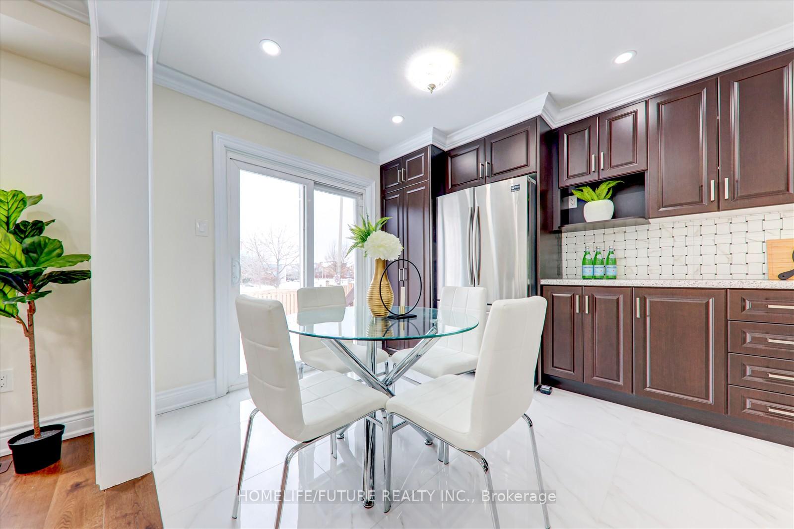 Photo 29 of 140 Sophia Road, Markham, Middlefield — HOMEH