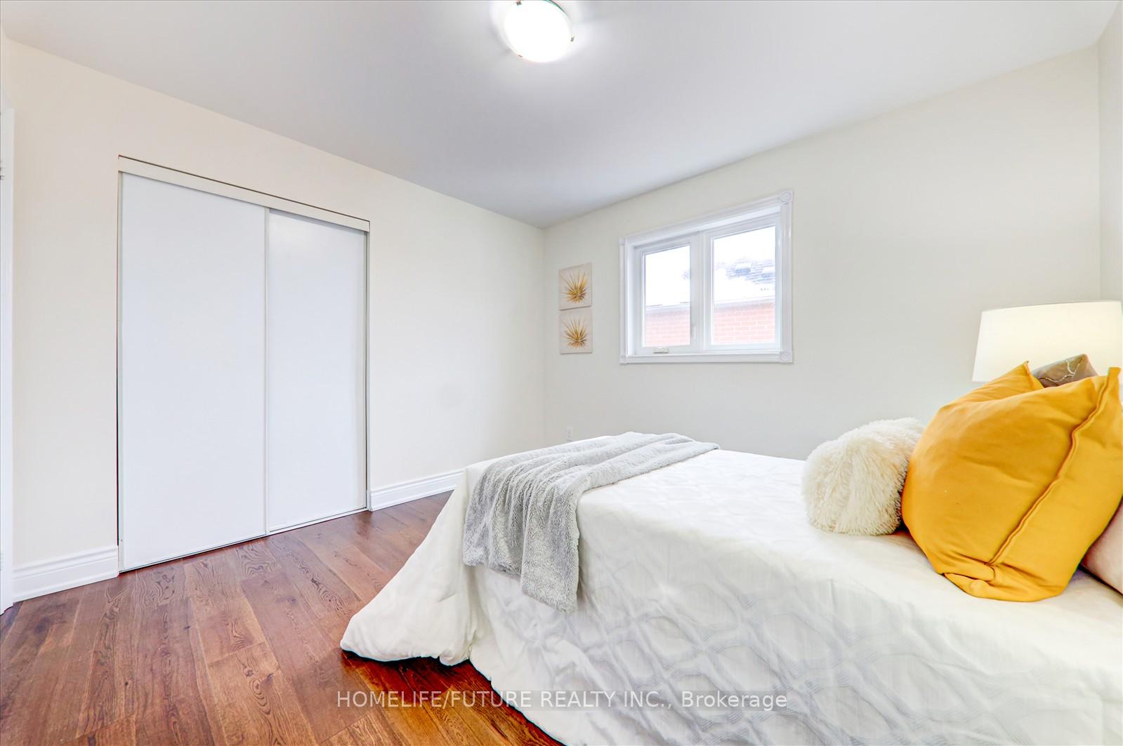 Photo 14 of 140 Sophia Road, Markham, Middlefield — HOMEH