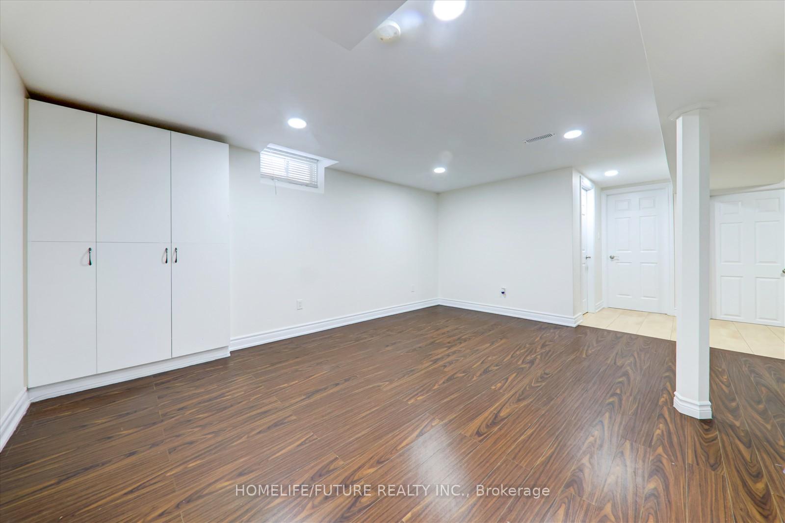Photo 39 of 140 Sophia Road, Markham, Middlefield — HOMEH