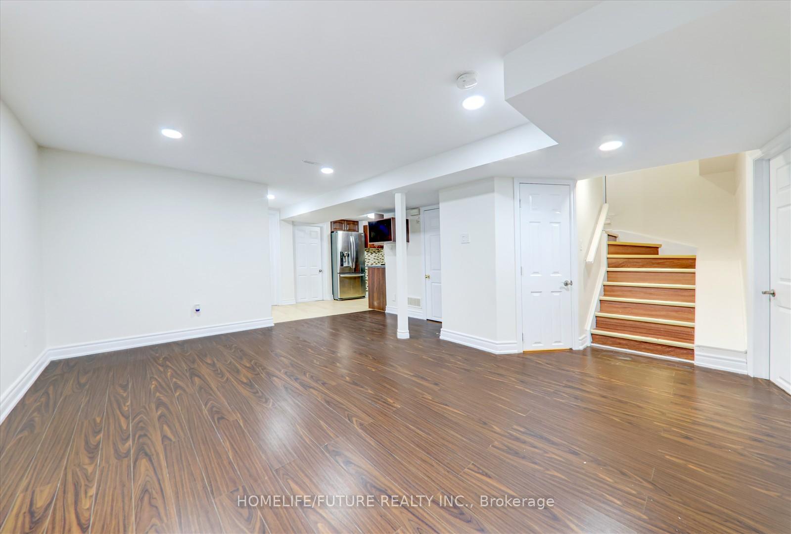 Photo 30 of 140 Sophia Road, Markham, Middlefield — HOMEH