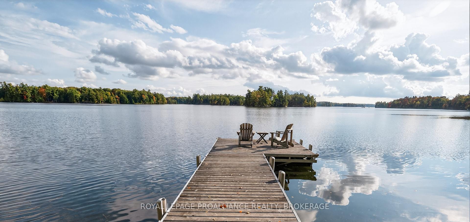 Photo 2 of 18 Hickory Lane, Frontenac, Frontenac South — HOMEH