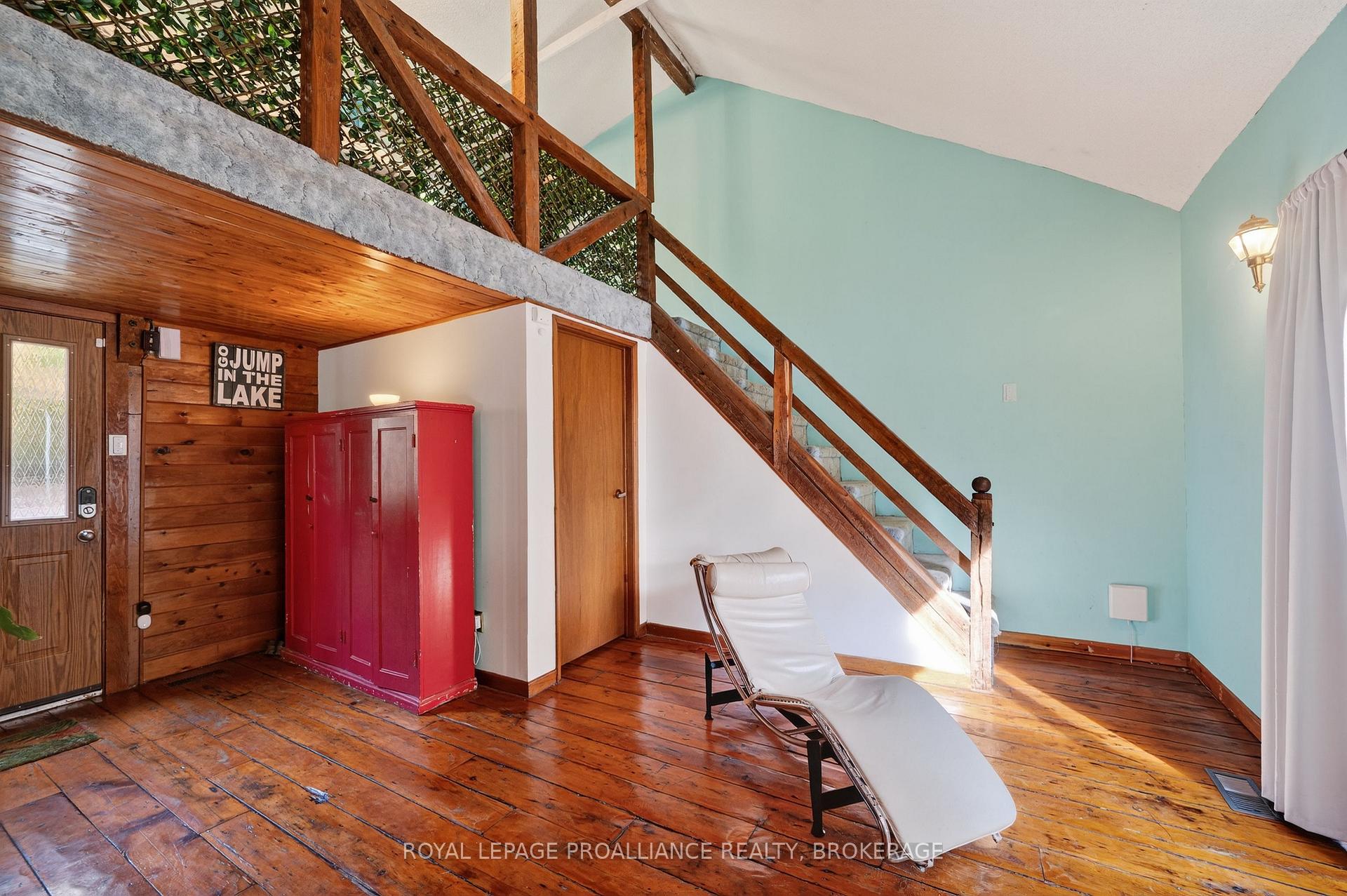 Photo 6 of 18 Hickory Lane, Frontenac, Frontenac South — HOMEH