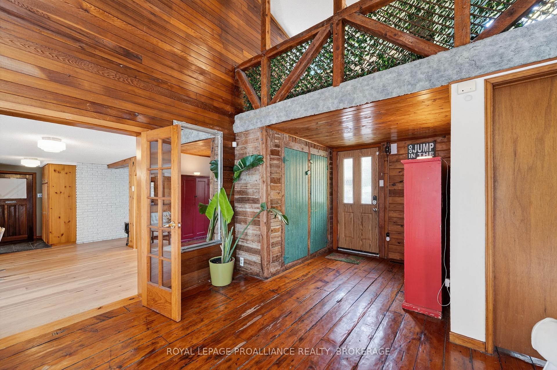 Photo 12 of 18 Hickory Lane, Frontenac, Frontenac South — HOMEH