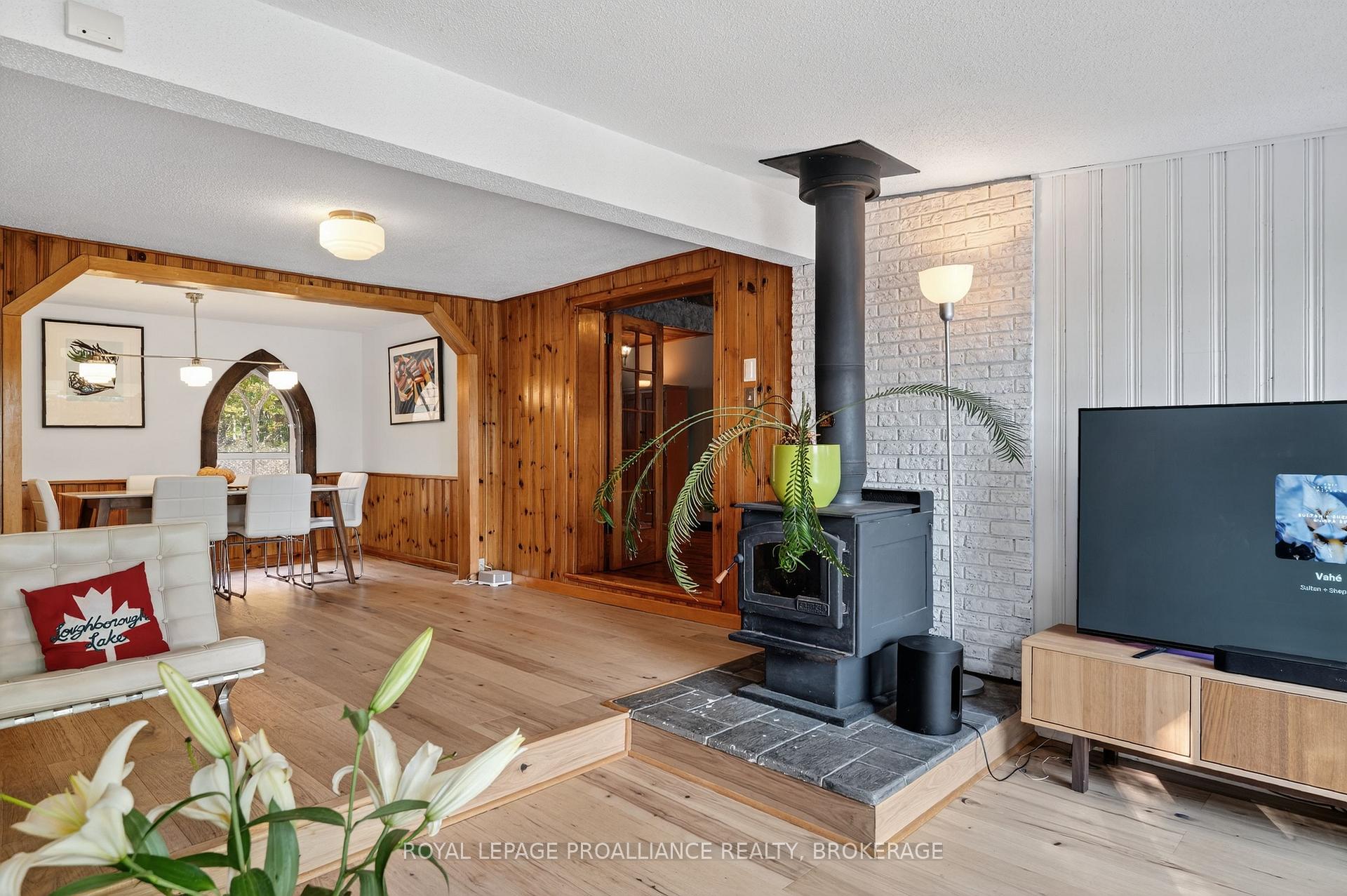 Photo 16 of 18 Hickory Lane, Frontenac, Frontenac South — HOMEH