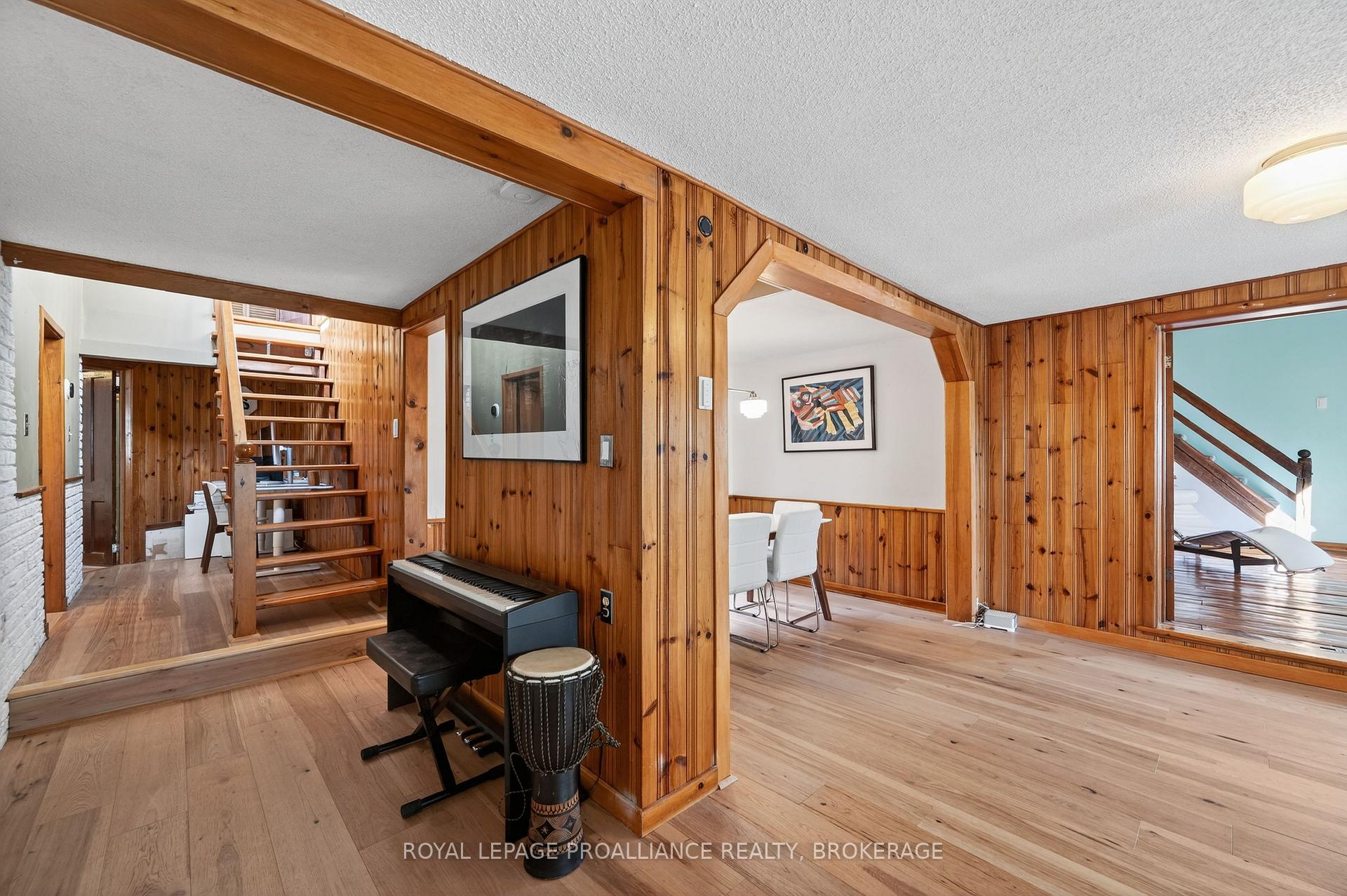 Photo 21 of 18 Hickory Lane, Frontenac, Frontenac South — HOMEH