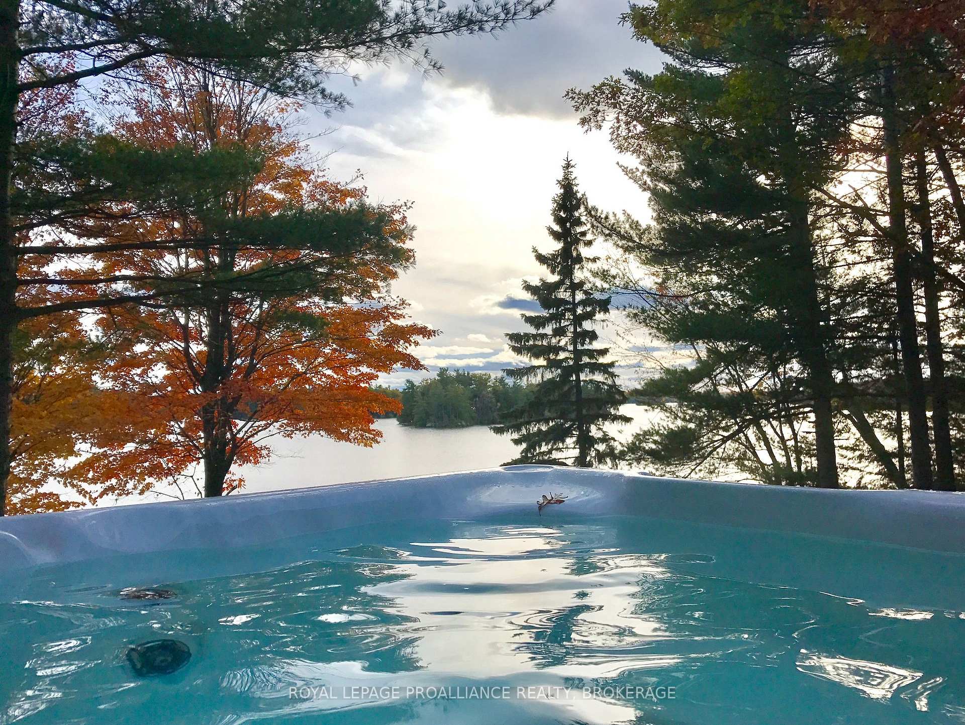 Photo 37 of 18 Hickory Lane, Frontenac, Frontenac South — HOMEH