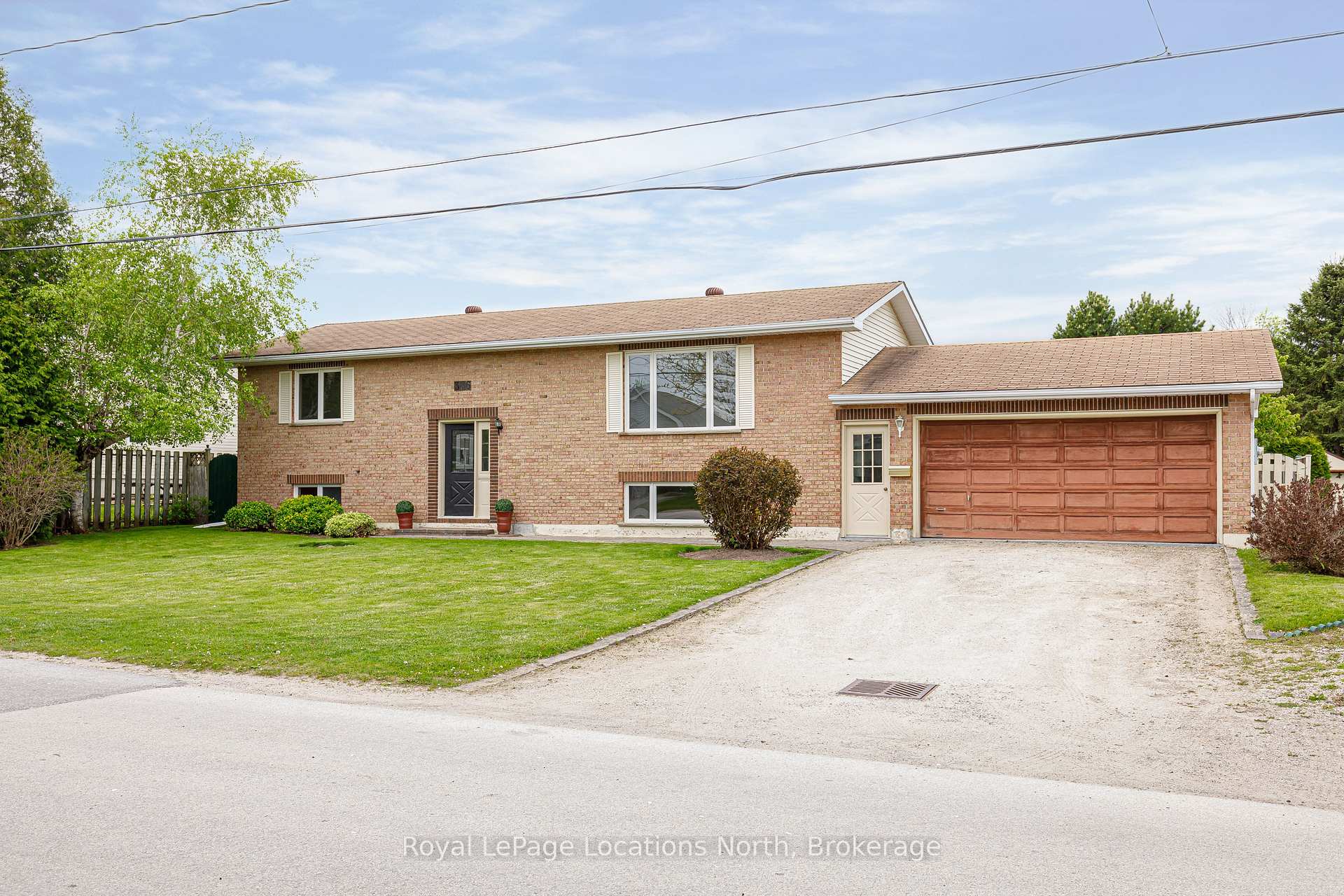 Photo 1 of 386 Walnut Street, Collingwood — HOMEH